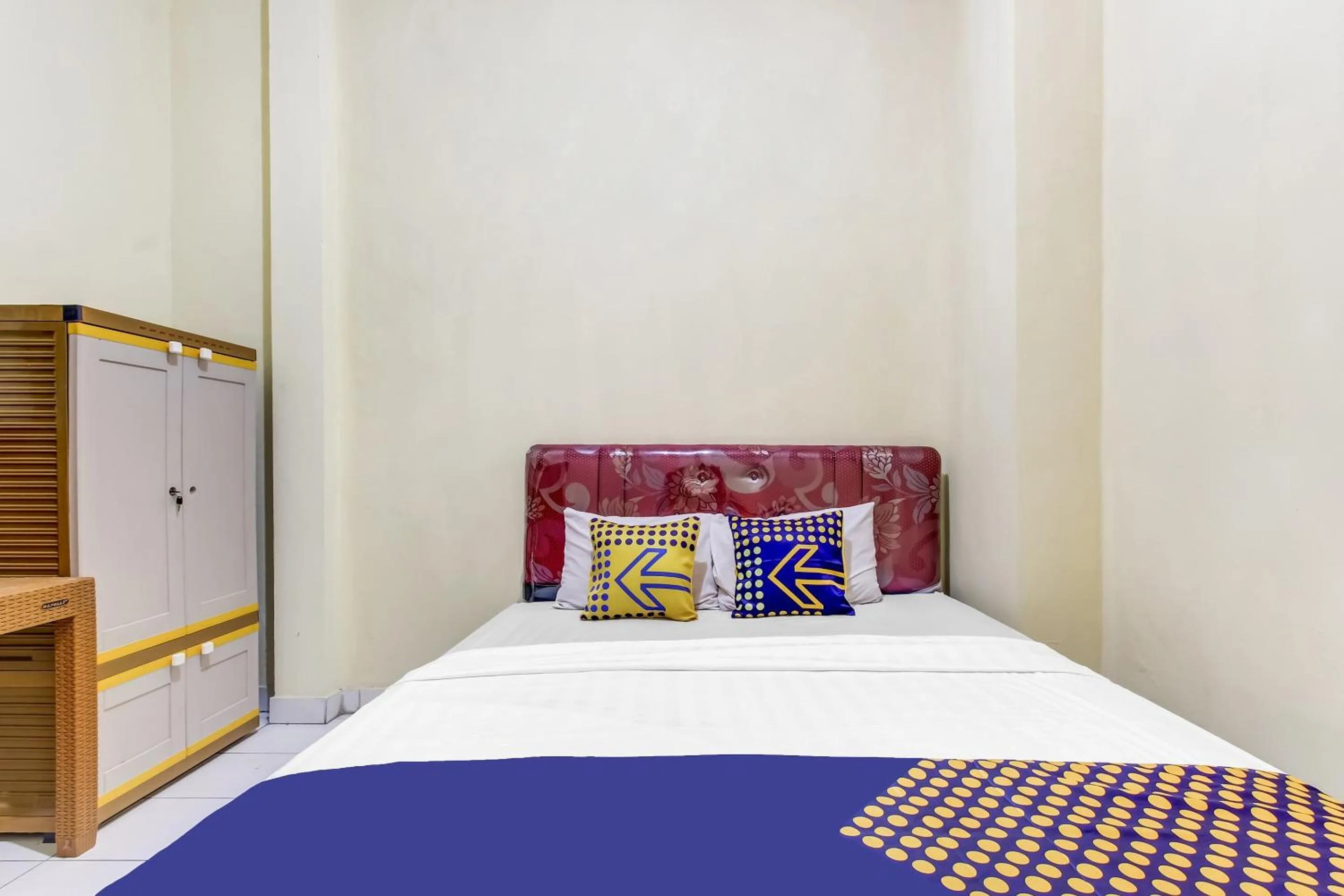 Bedroom, Bed in OYO Life 91374 Asia Stay Semarang Syariah