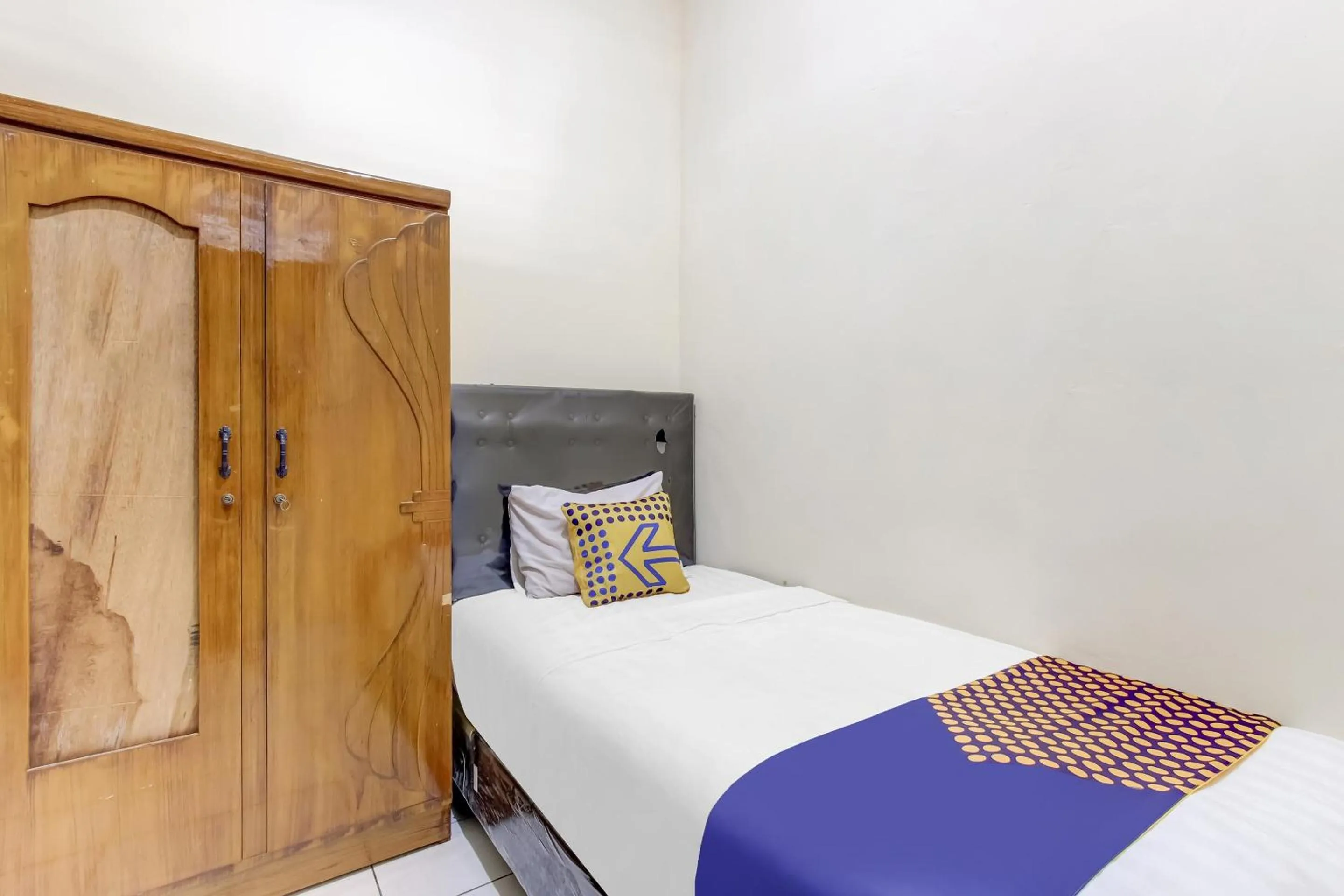 Bedroom, Bed in OYO Life 91374 Asia Stay Semarang Syariah