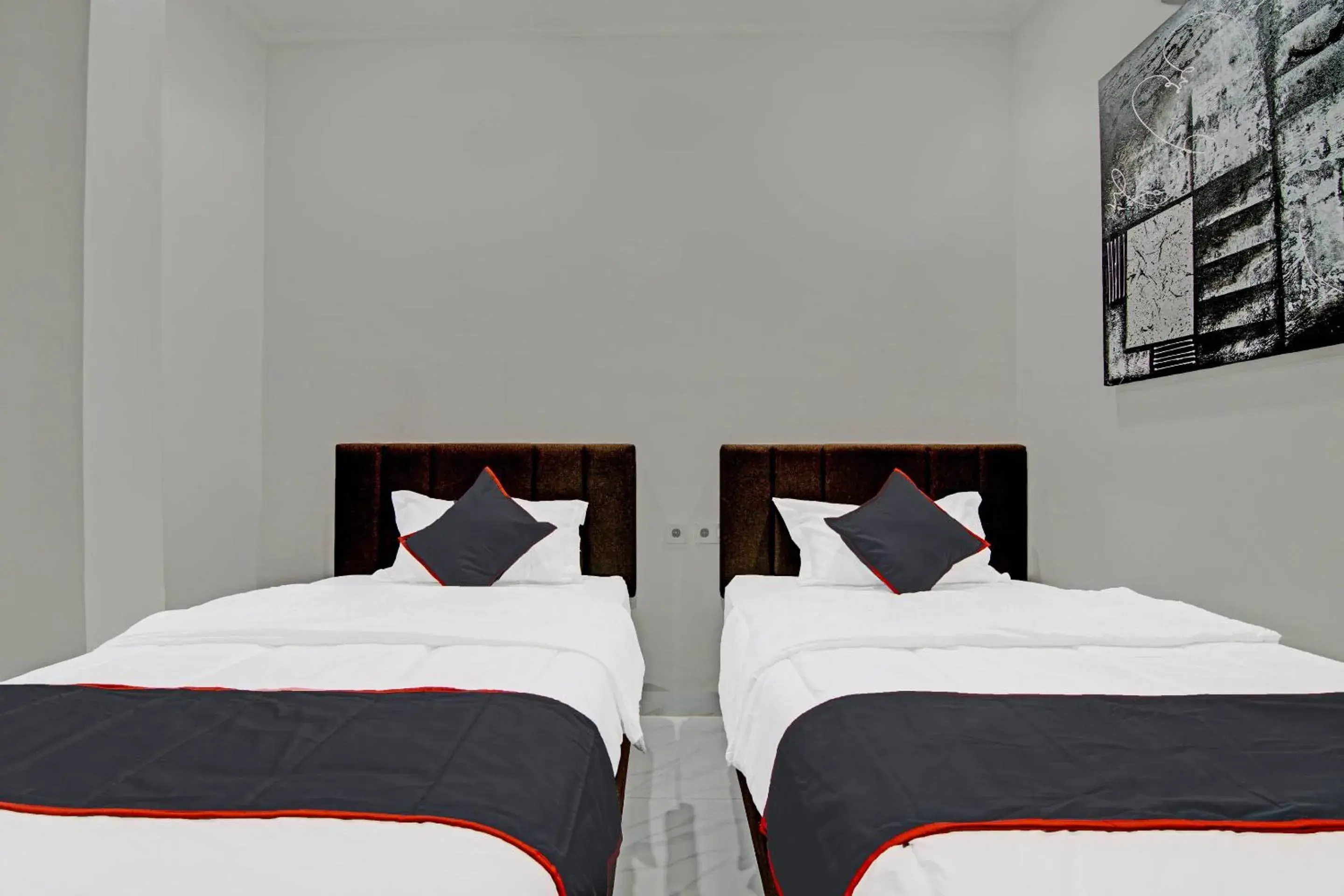 Superior Twin Room in Collection O 91397 Tasqya Costel Syariah Superior Twin Room in Collection O 91397 Tasqya Costel Syariah