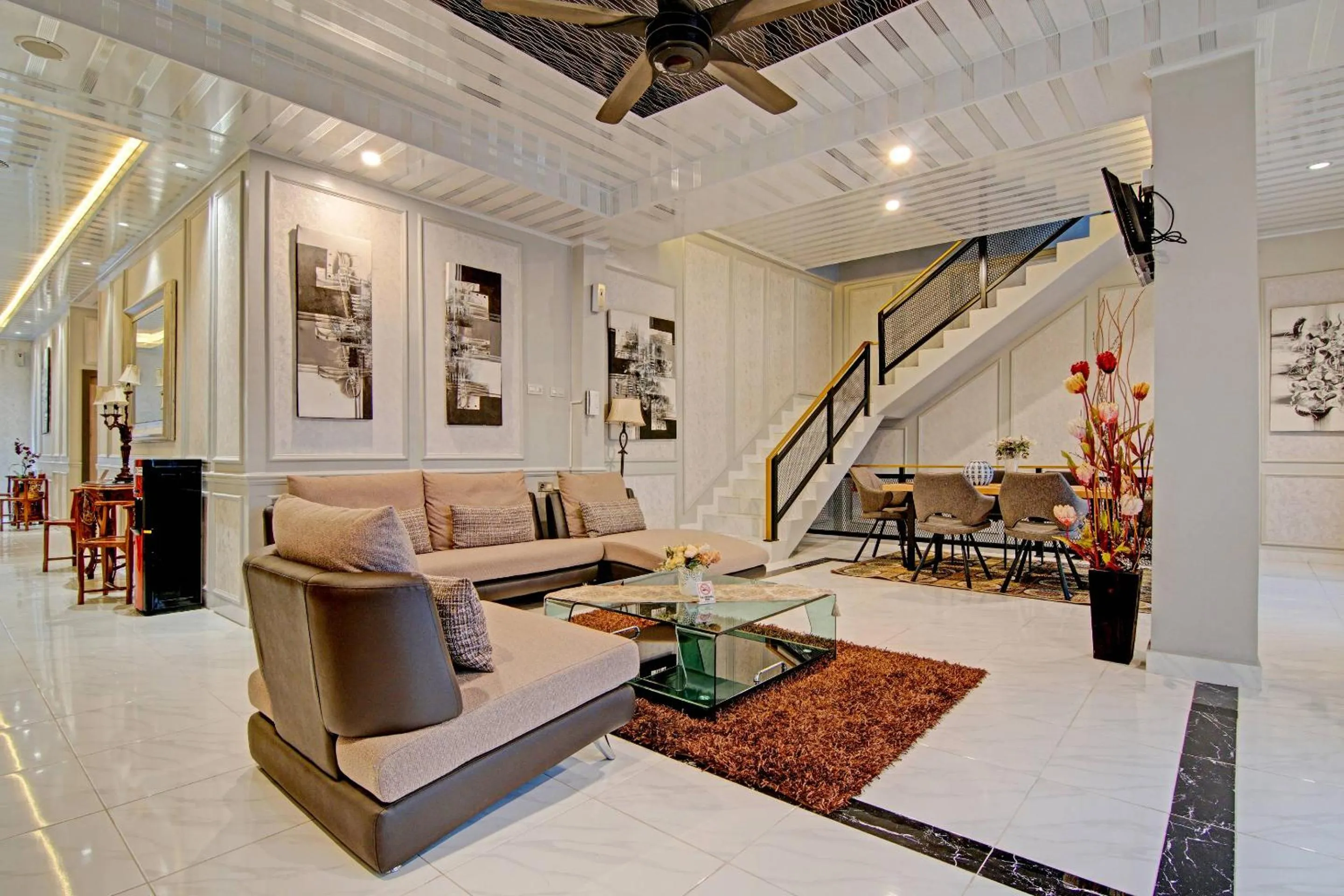 Seating area in Collection O 91397 Tasqya Costel Syariah