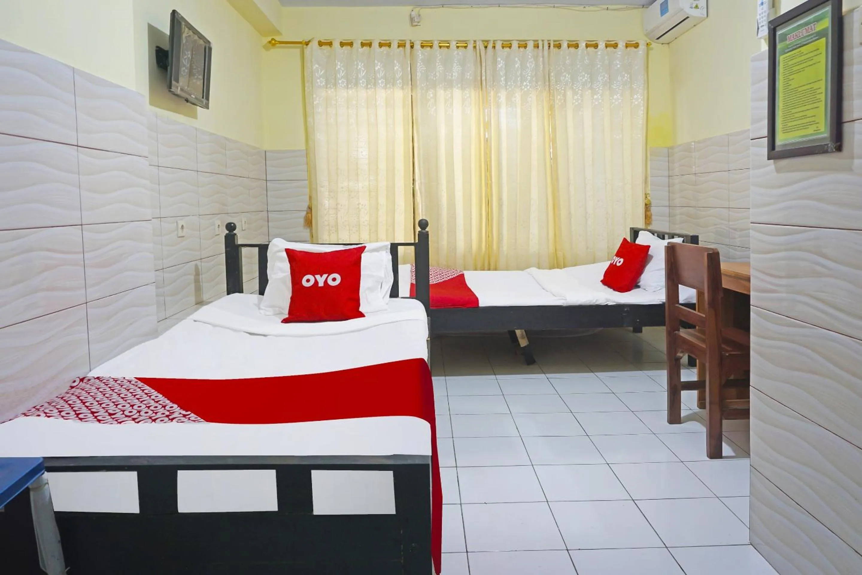 Bedroom, Bed in Hotel O Putih Mulia Homestay Syariah