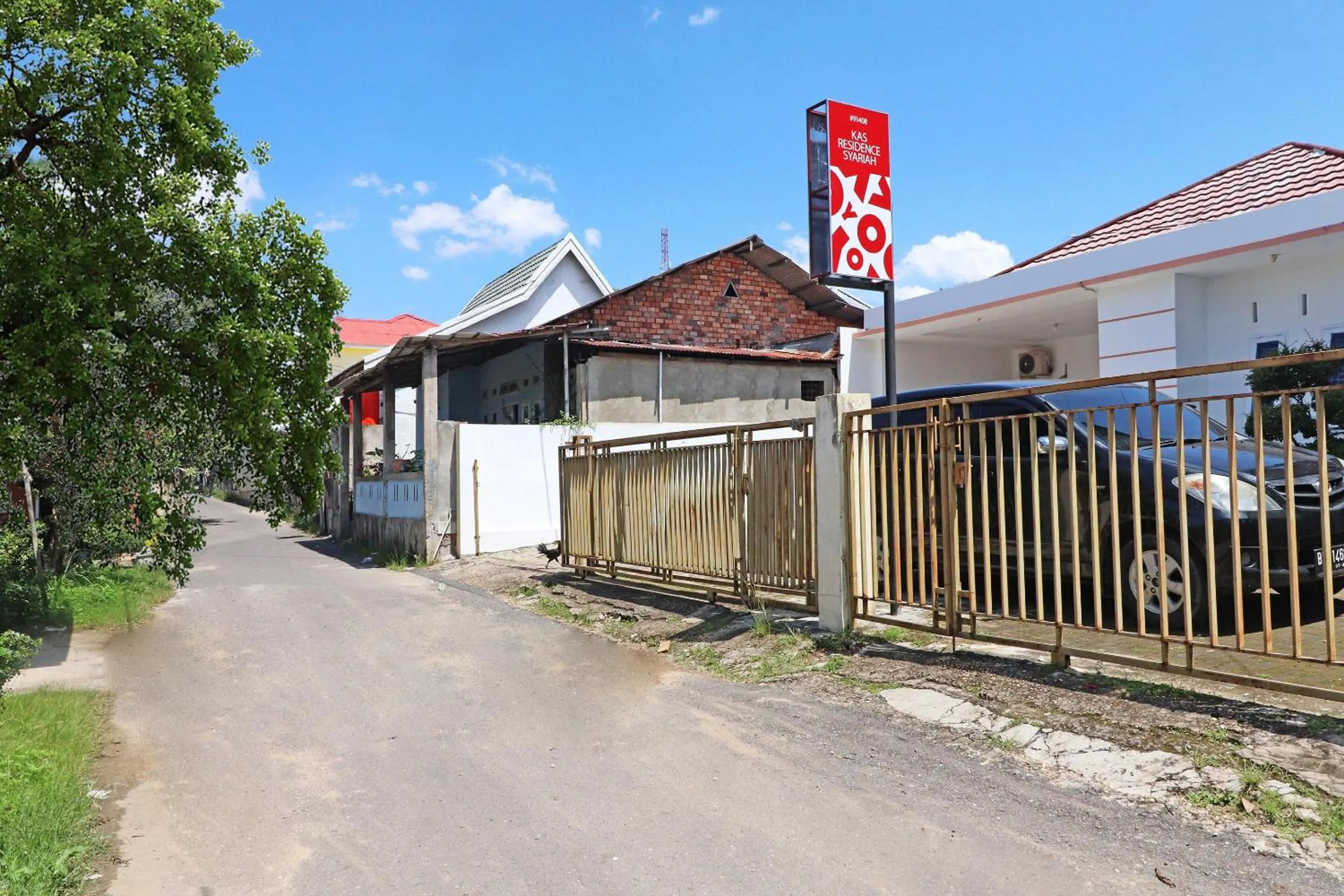 Facade/entrance in OYO 91408 Kas Residence Syariah