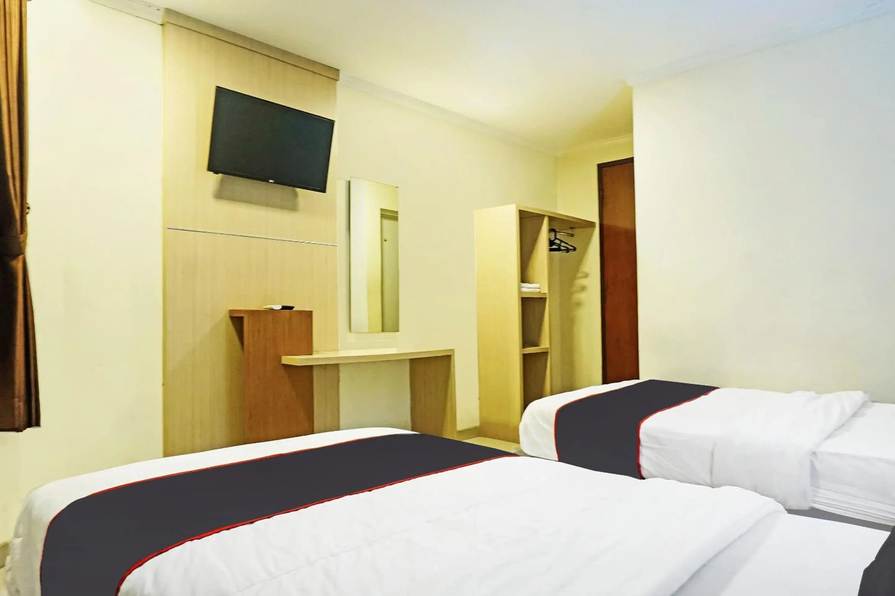 Standard Twin Room in Collection O 91409 Hotel Fiducia Otista 153 - 157 Standard Twin Room in Collection O 91409 Hotel Fiducia Otista 153 - 157