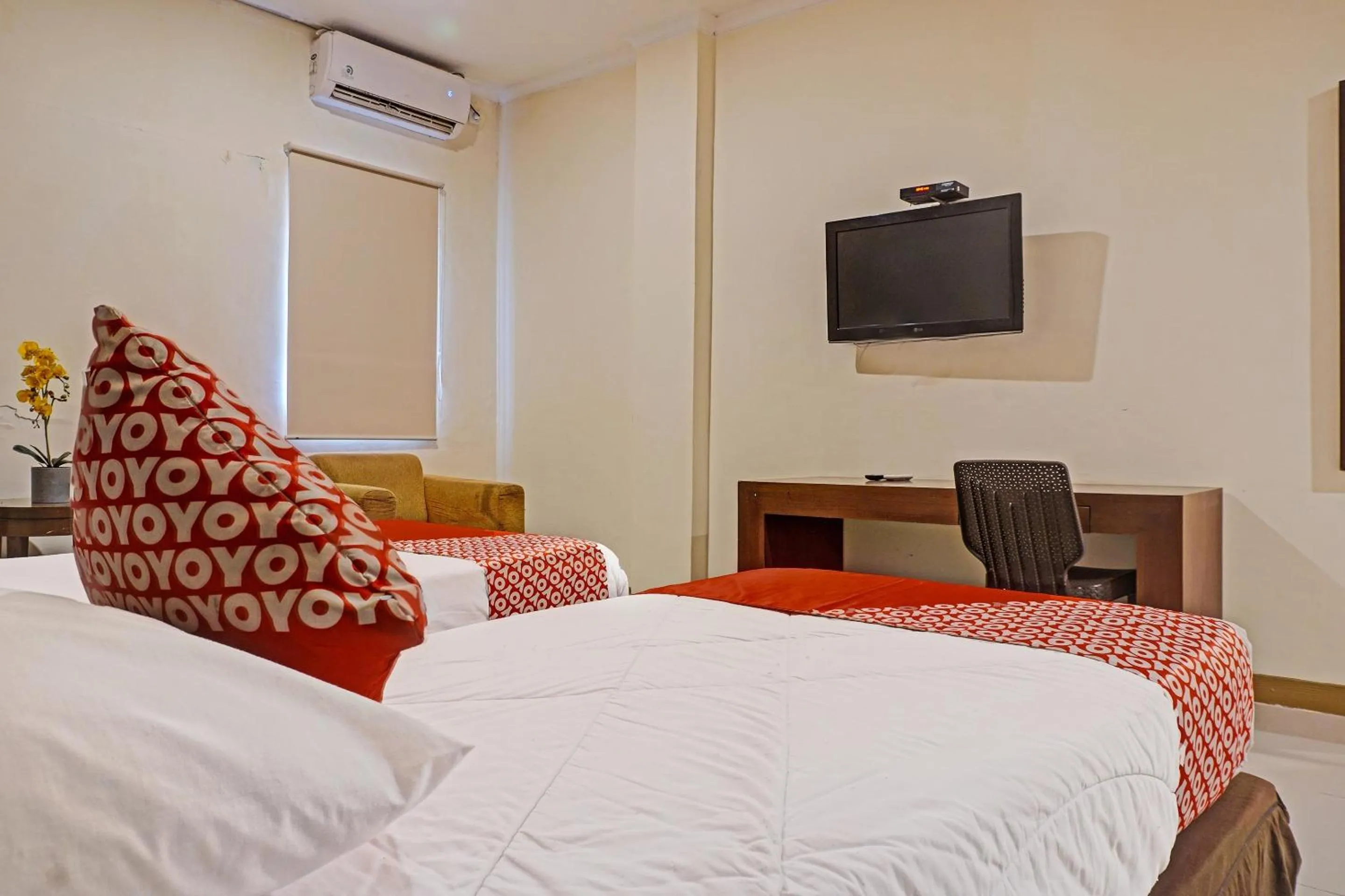 Bedroom, Bed in Collection O 91414 Hotel Marina Beach