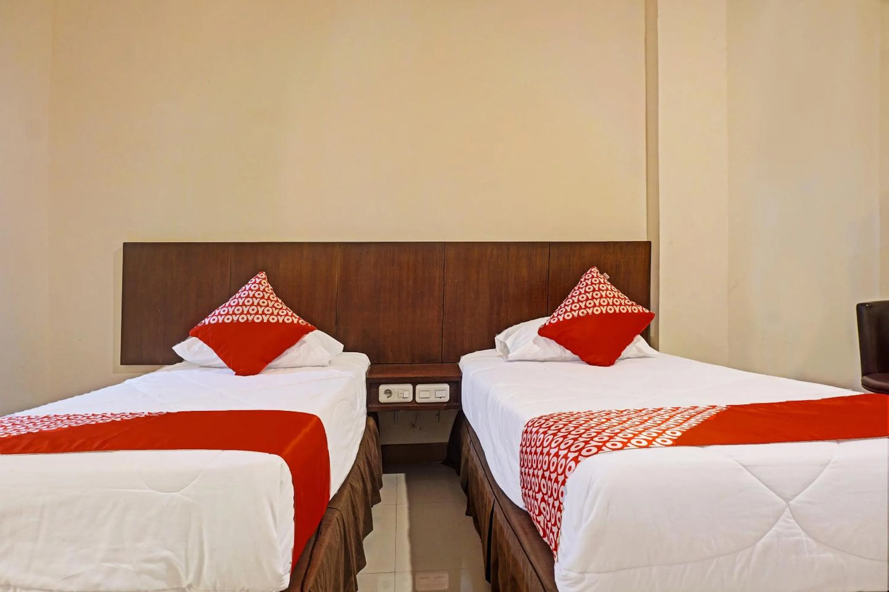 Bedroom, Bed in Collection O 91414 Hotel Marina Beach