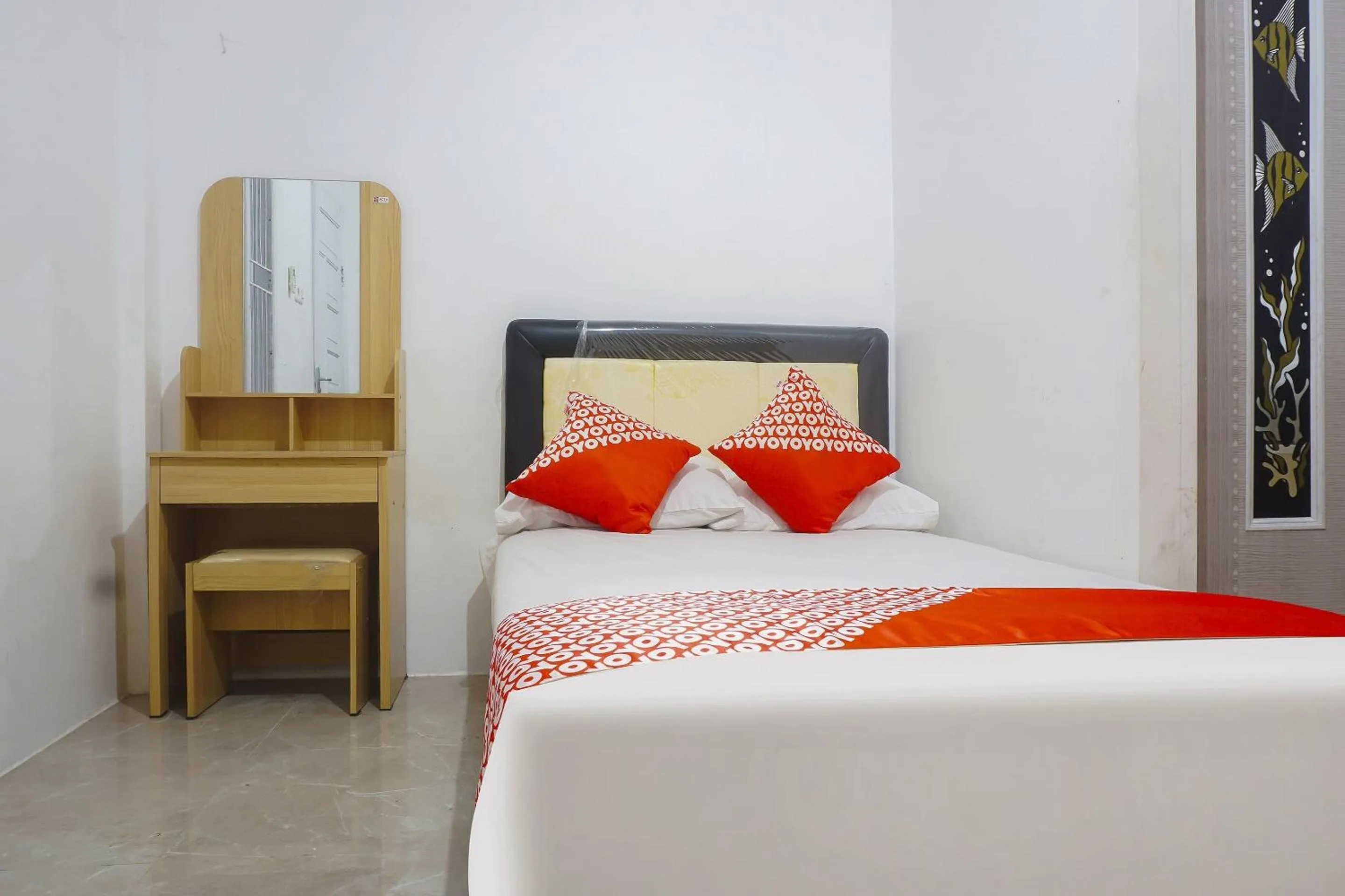 Bedroom, Bed in Hotel O Pondok Feby Makassar