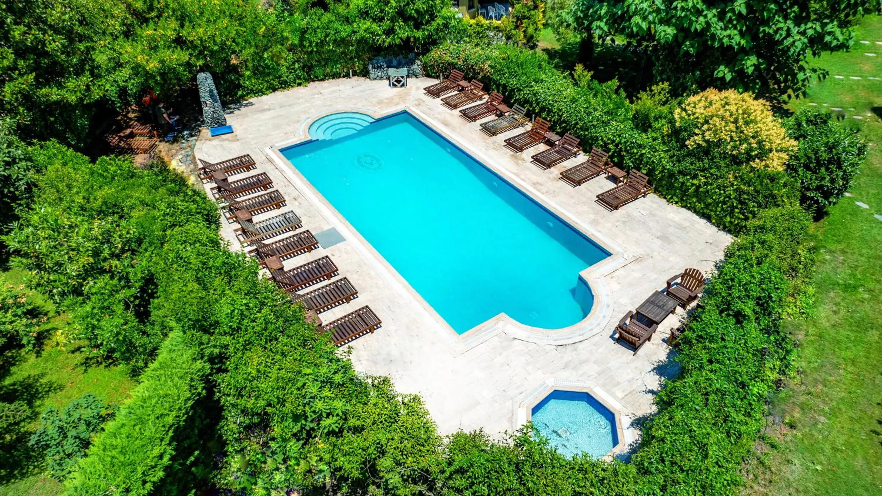 Swimming pool in Villa Kirkpinar Sapanca Swimming pool in Villa Kirkpinar Sapanca