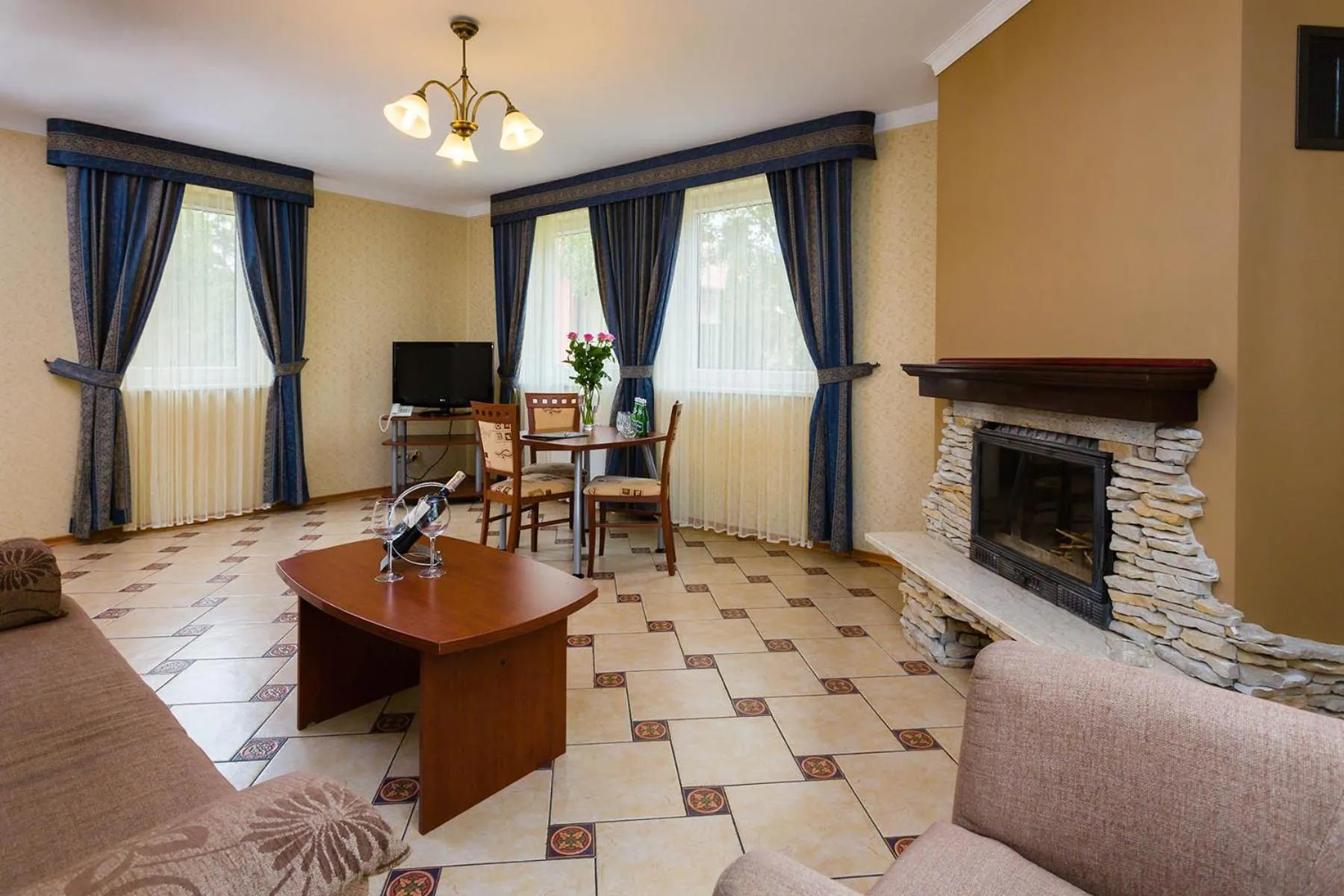 TV and multimedia in Hotel Ognisty Ptak