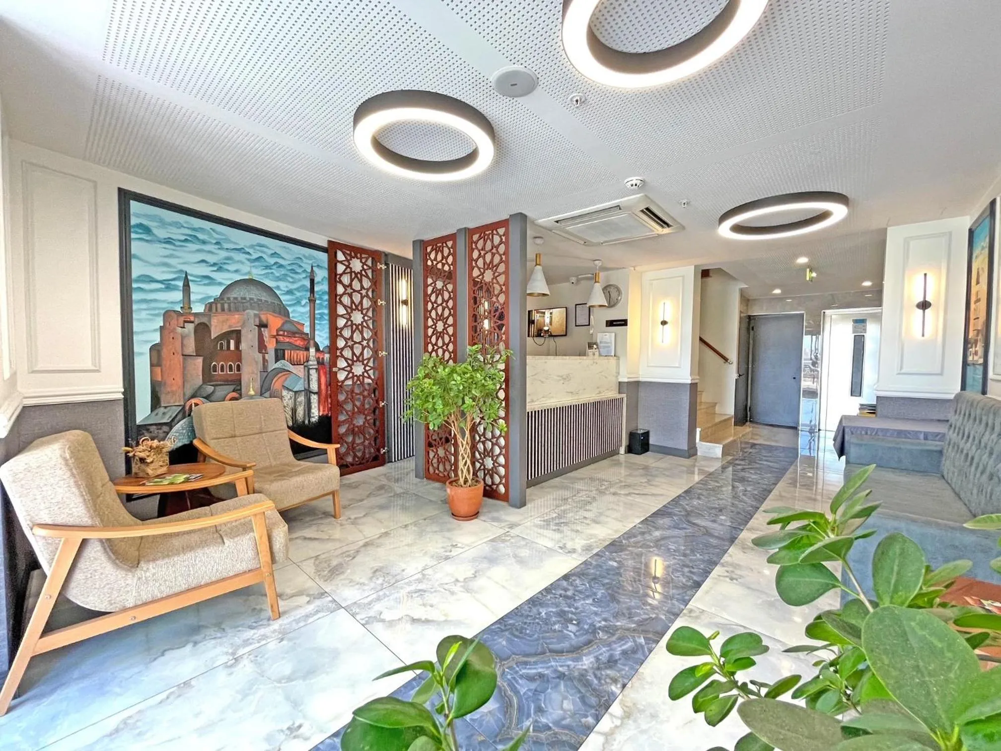 Lobby or reception in Askadar May Otel