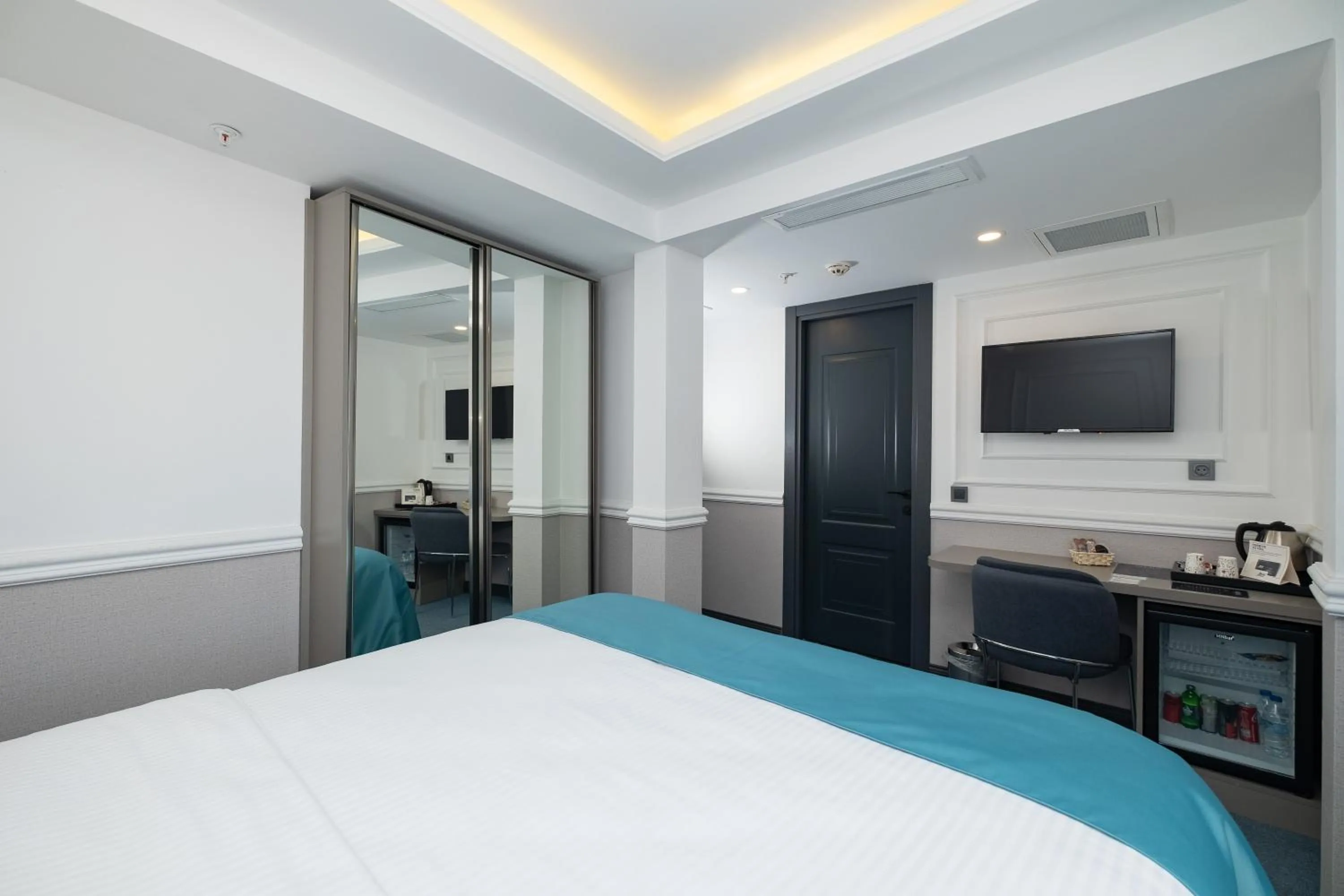 Massage in Askadar May Otel