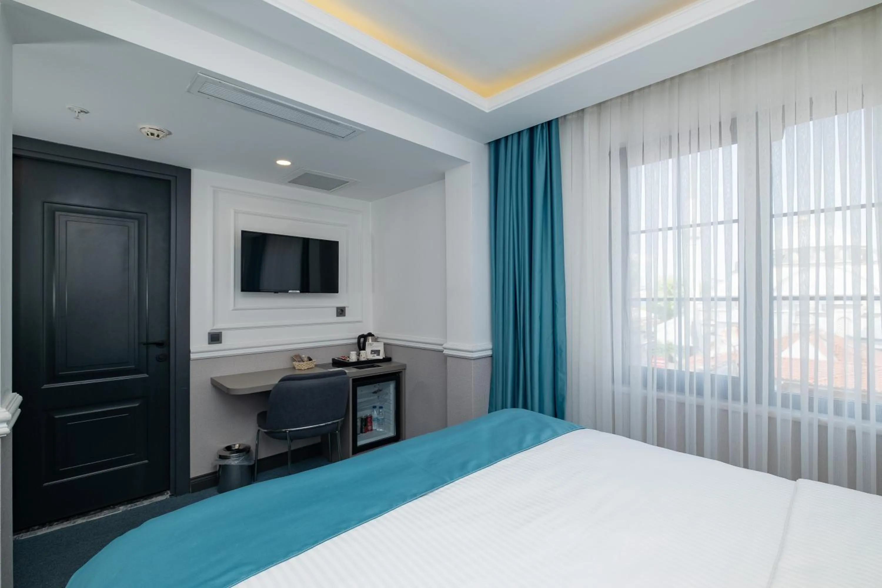 Massage in Askadar May Otel