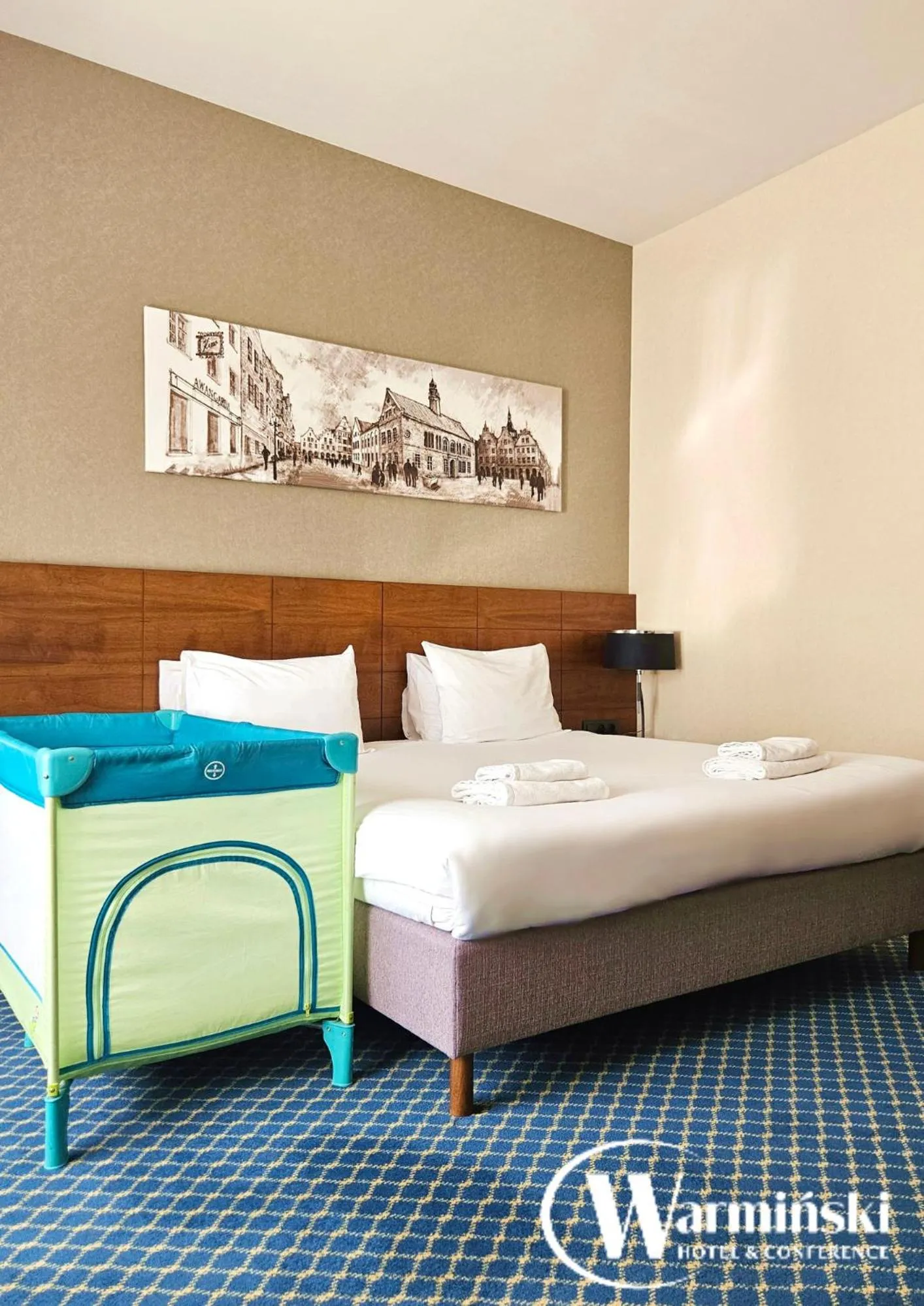 cot, Bed in Warmiński Hotel & Conference