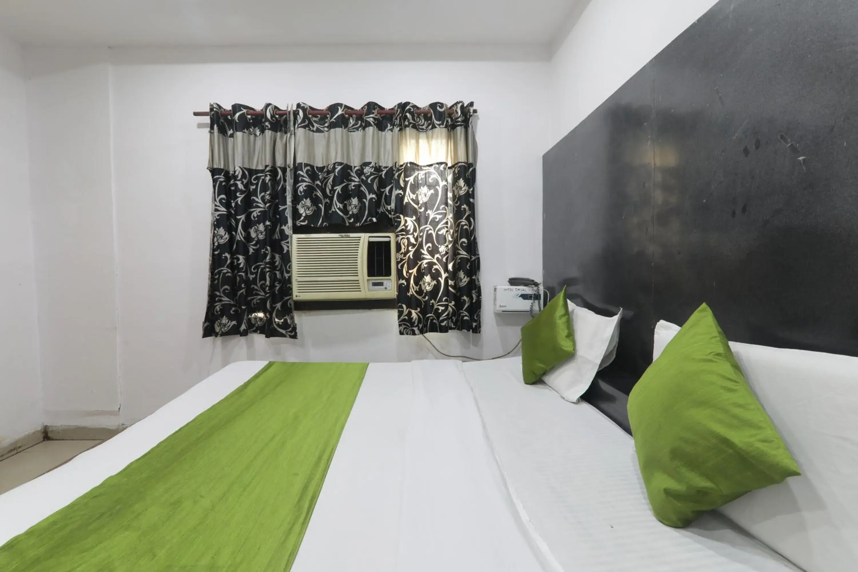 Bed in Hotel Dayal Bed in Hotel Dayal