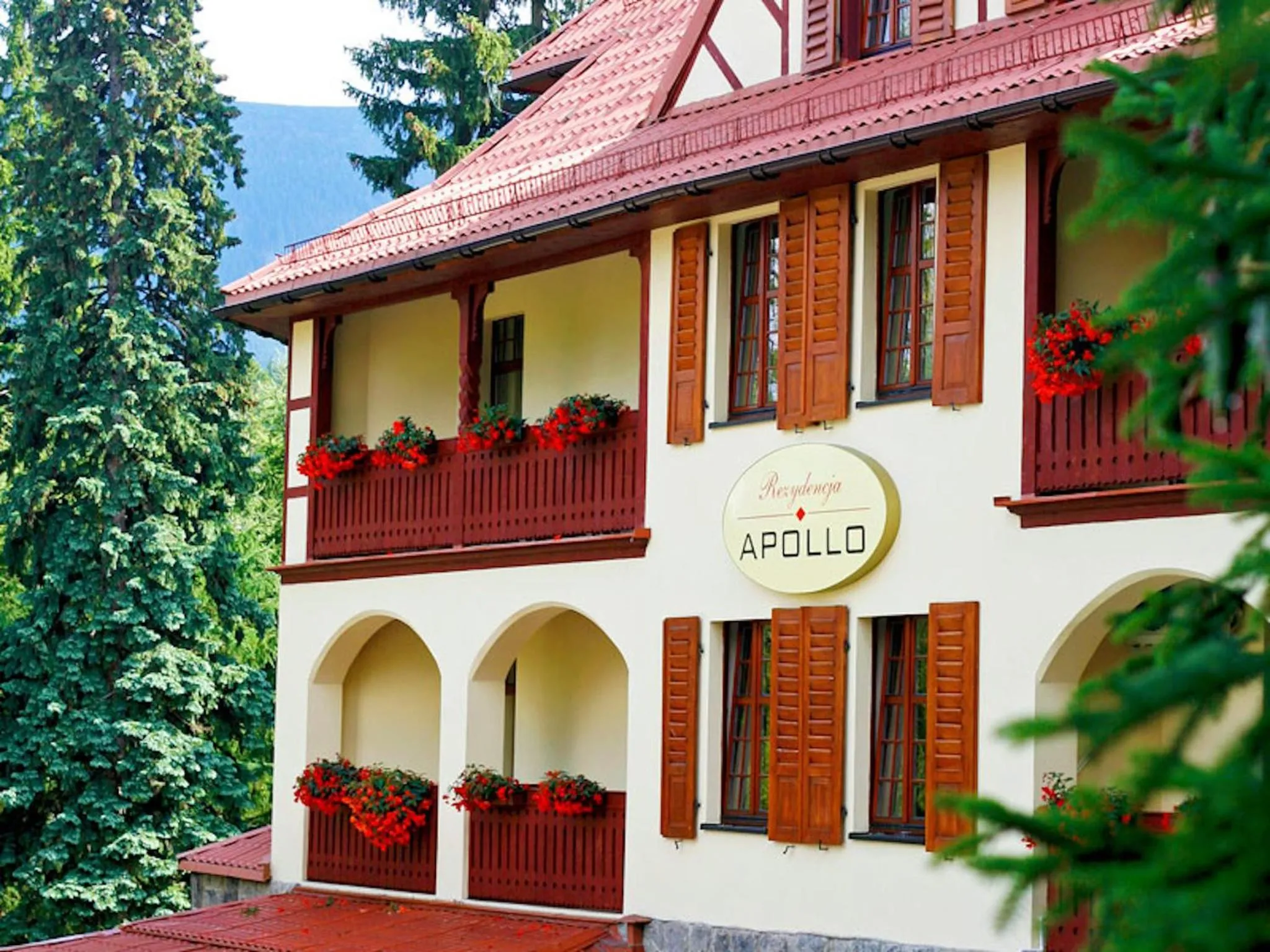 GórSKI SPA Karpacz w pobliżu wyciągów