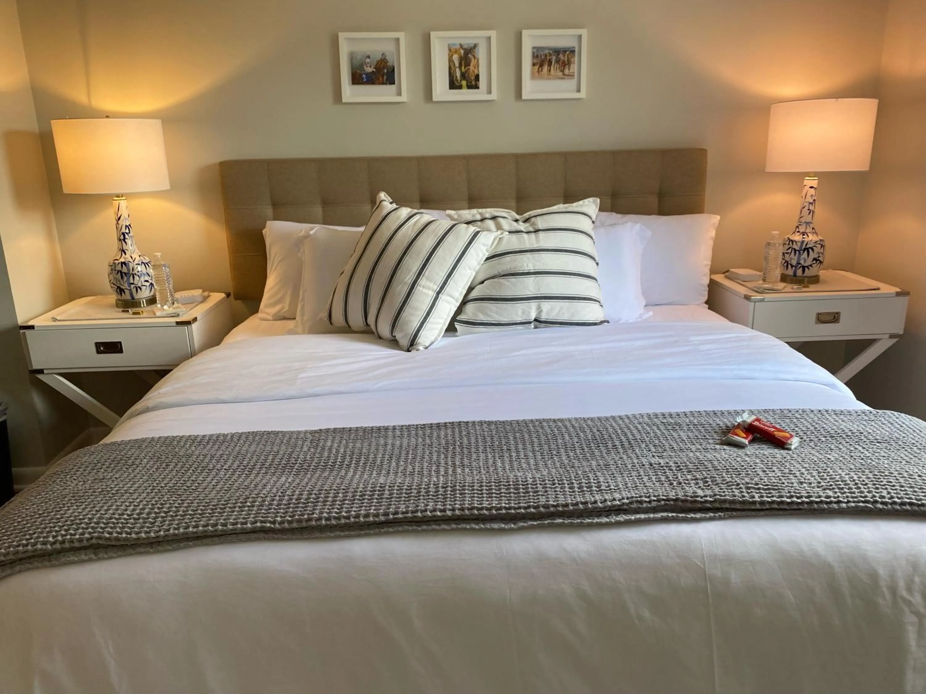 Bedroom, Bed in Rose Hill Inn