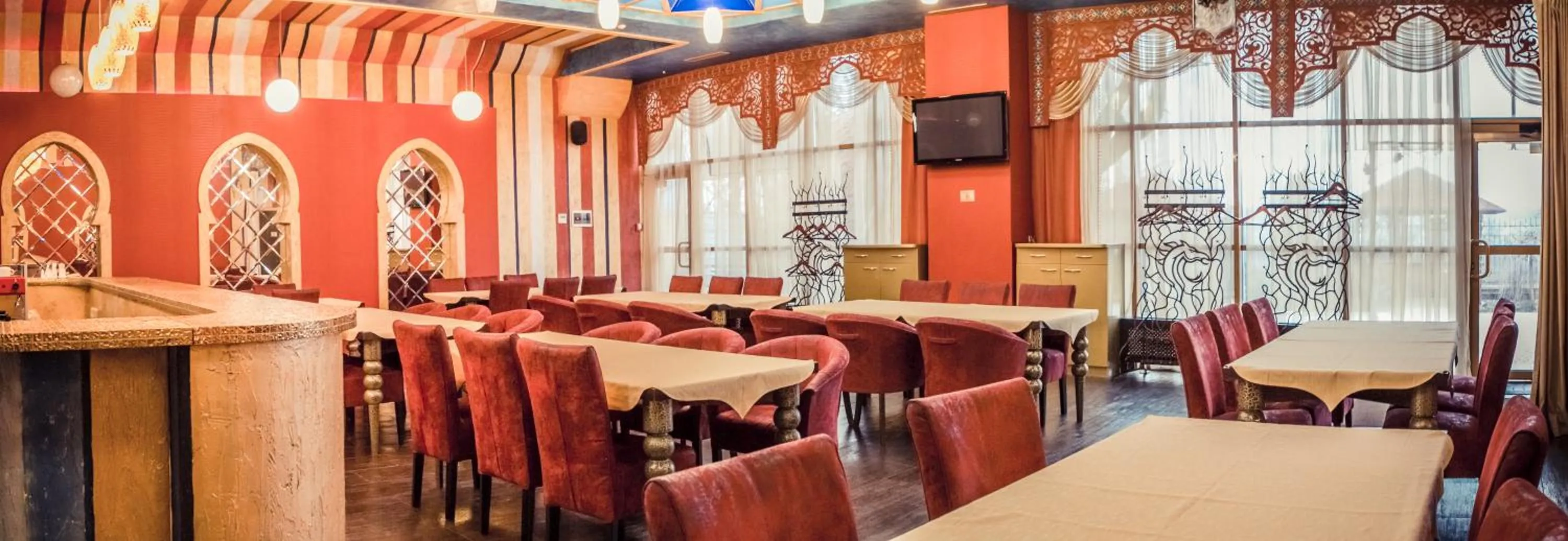 Banquet/Function facilities in Khan-Chinar Hotel