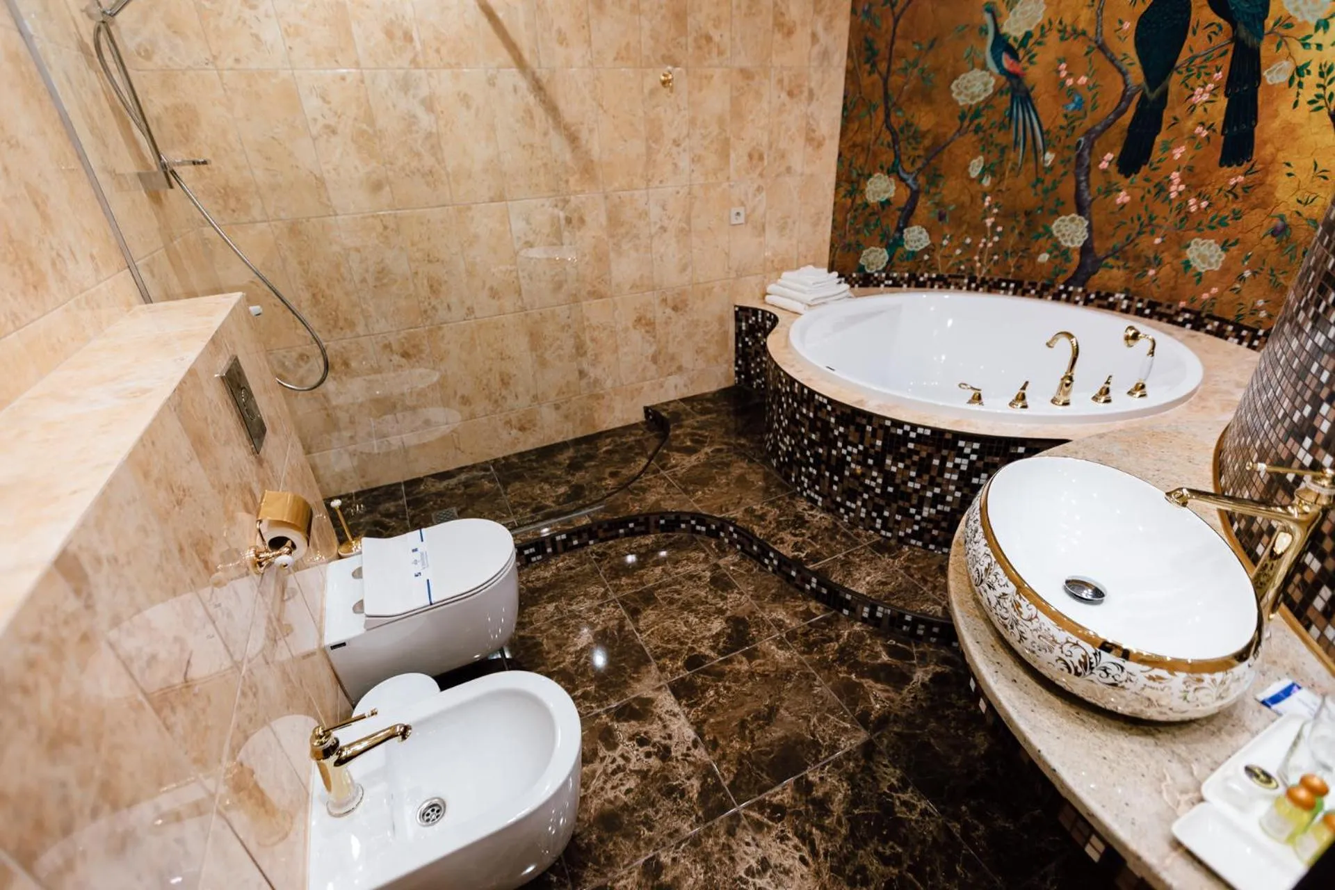 Decorative detail in Khan-Chinar Hotel
