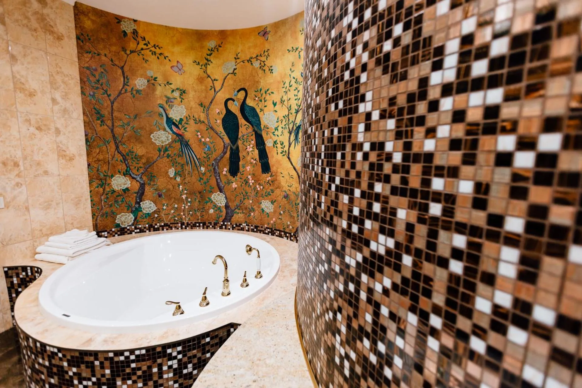 Bathroom in Khan-Chinar Hotel