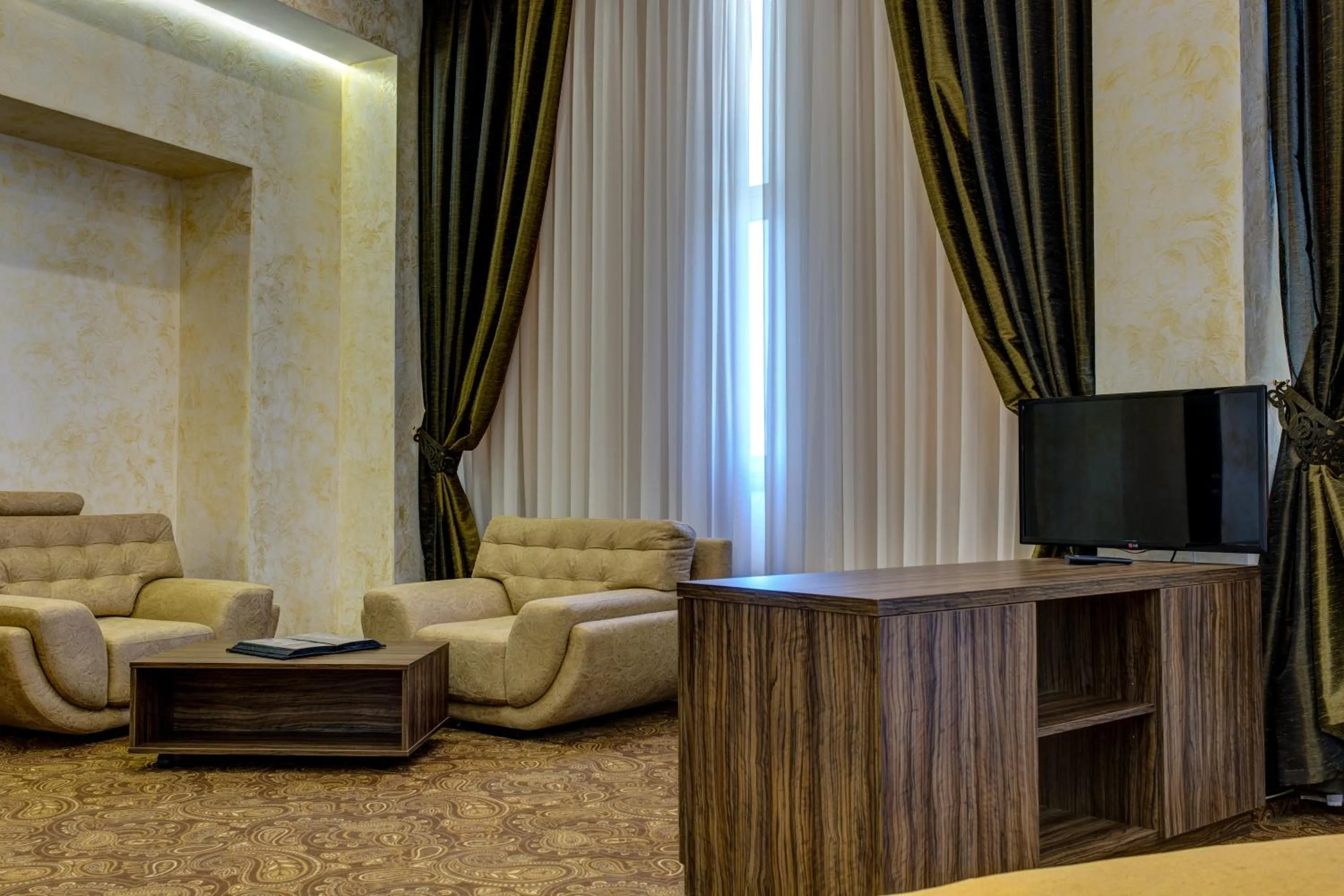 TV and multimedia in Khan-Chinar Hotel