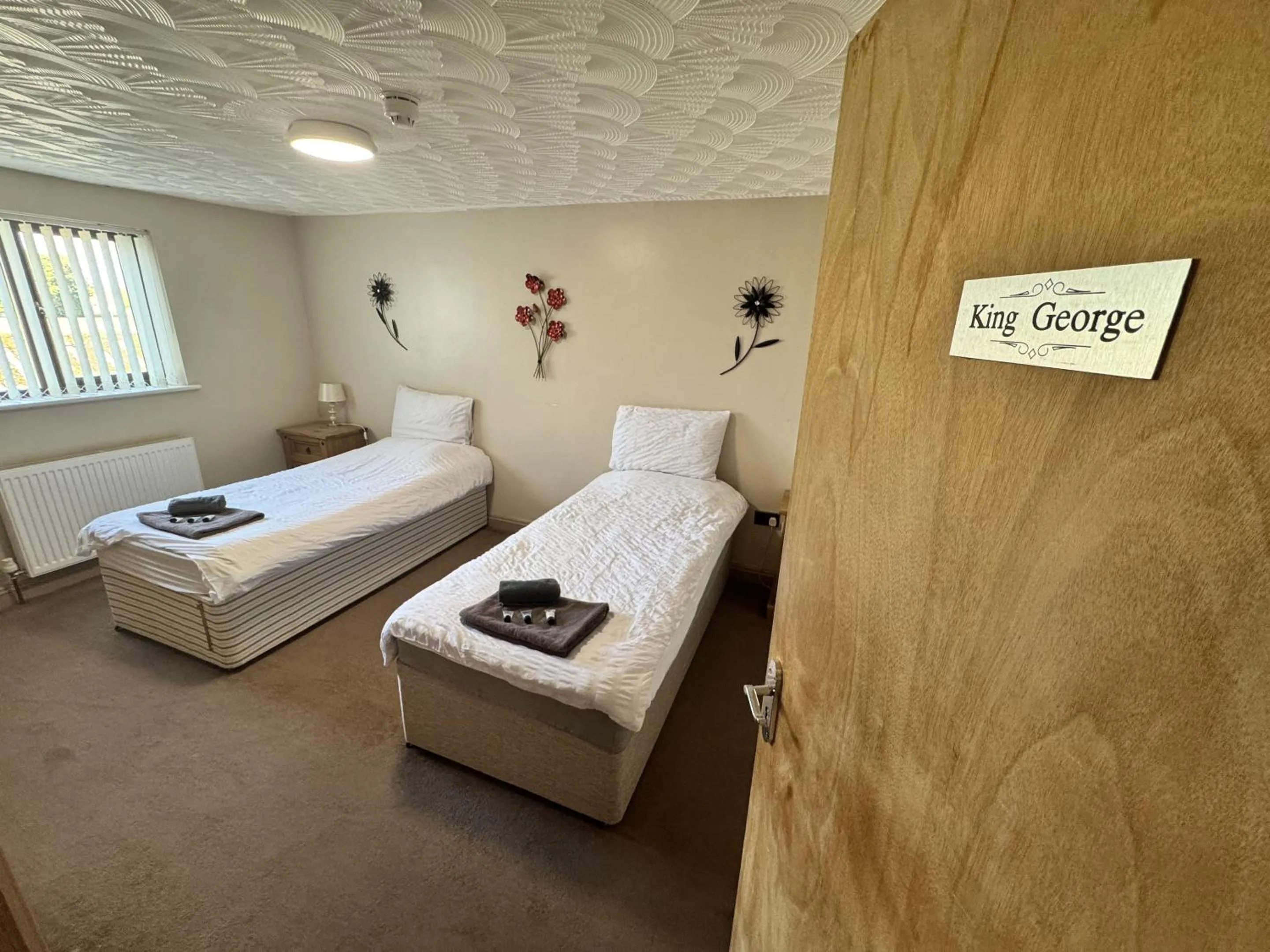 Bedroom, Bed in The Kings Head inn