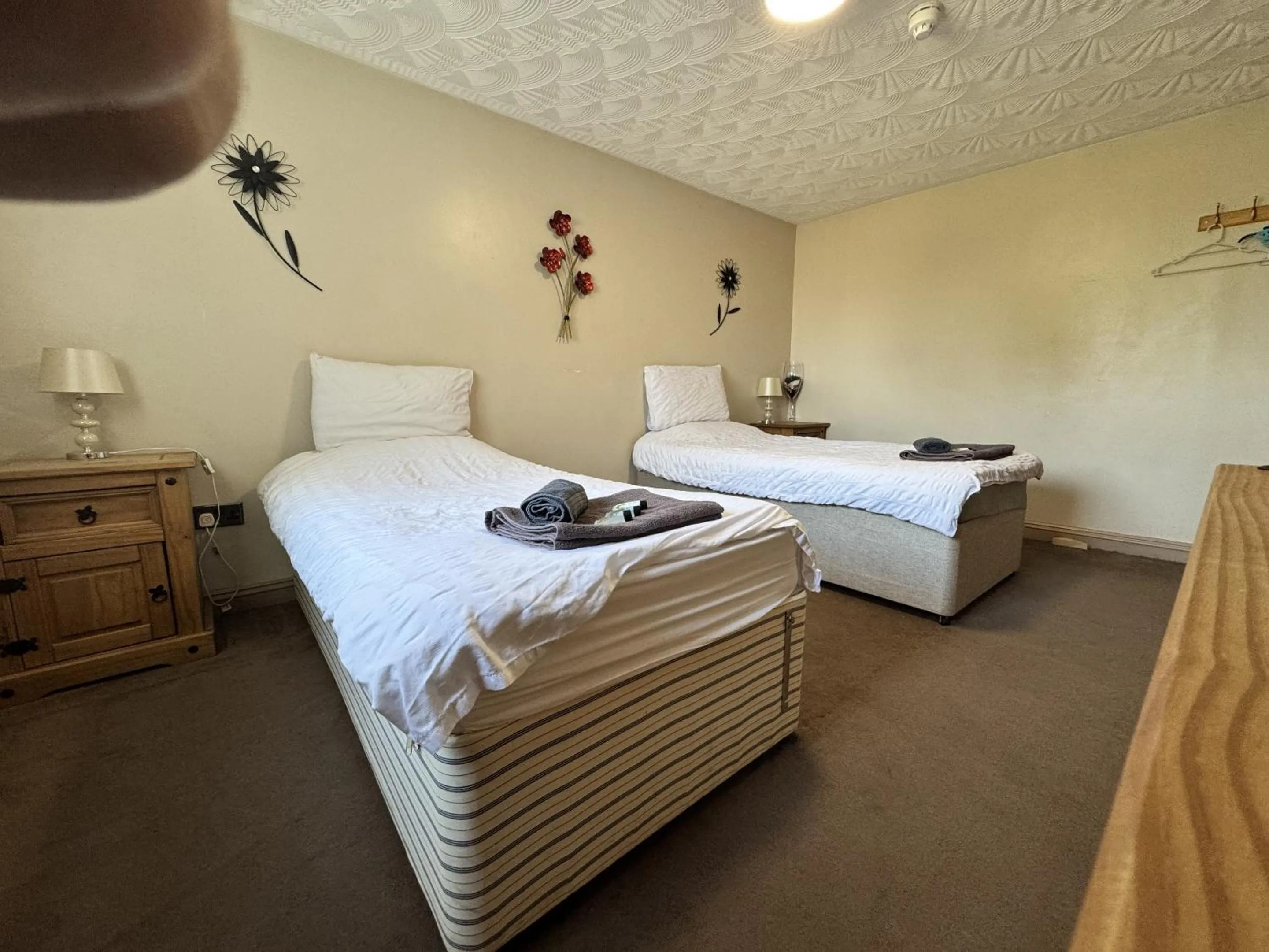 Bedroom, Bed in The Kings Head inn