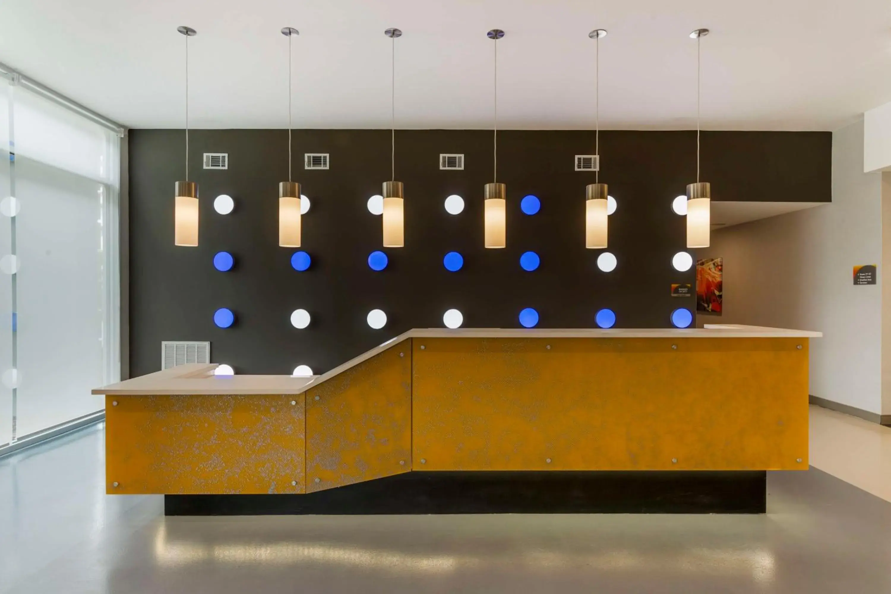 Lobby or reception in GLo Best Western Pooler - Savannah Airport Hotel Lobby or reception in GLo Best Western Pooler - Savannah Airport Hotel