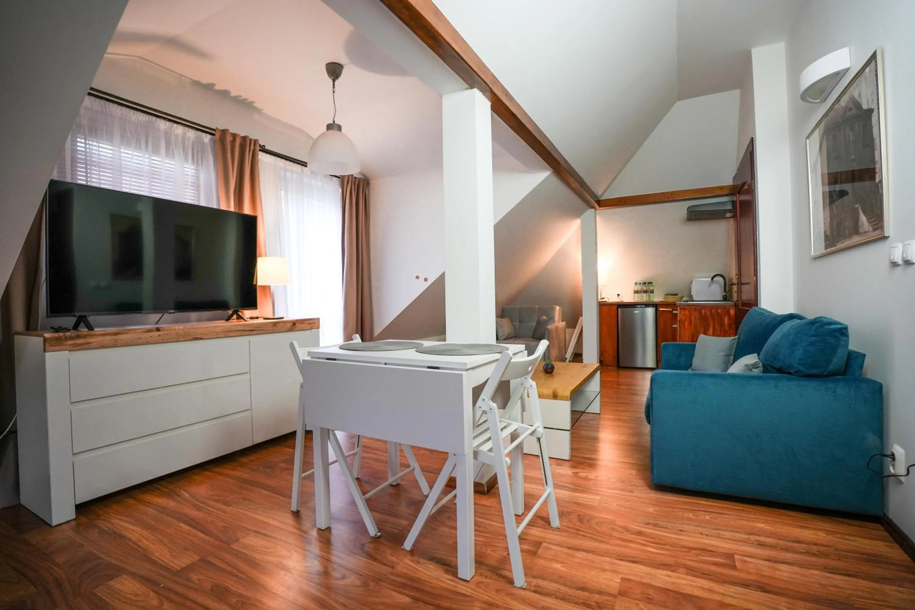 Communal lounge/ TV room in Villa Admiral