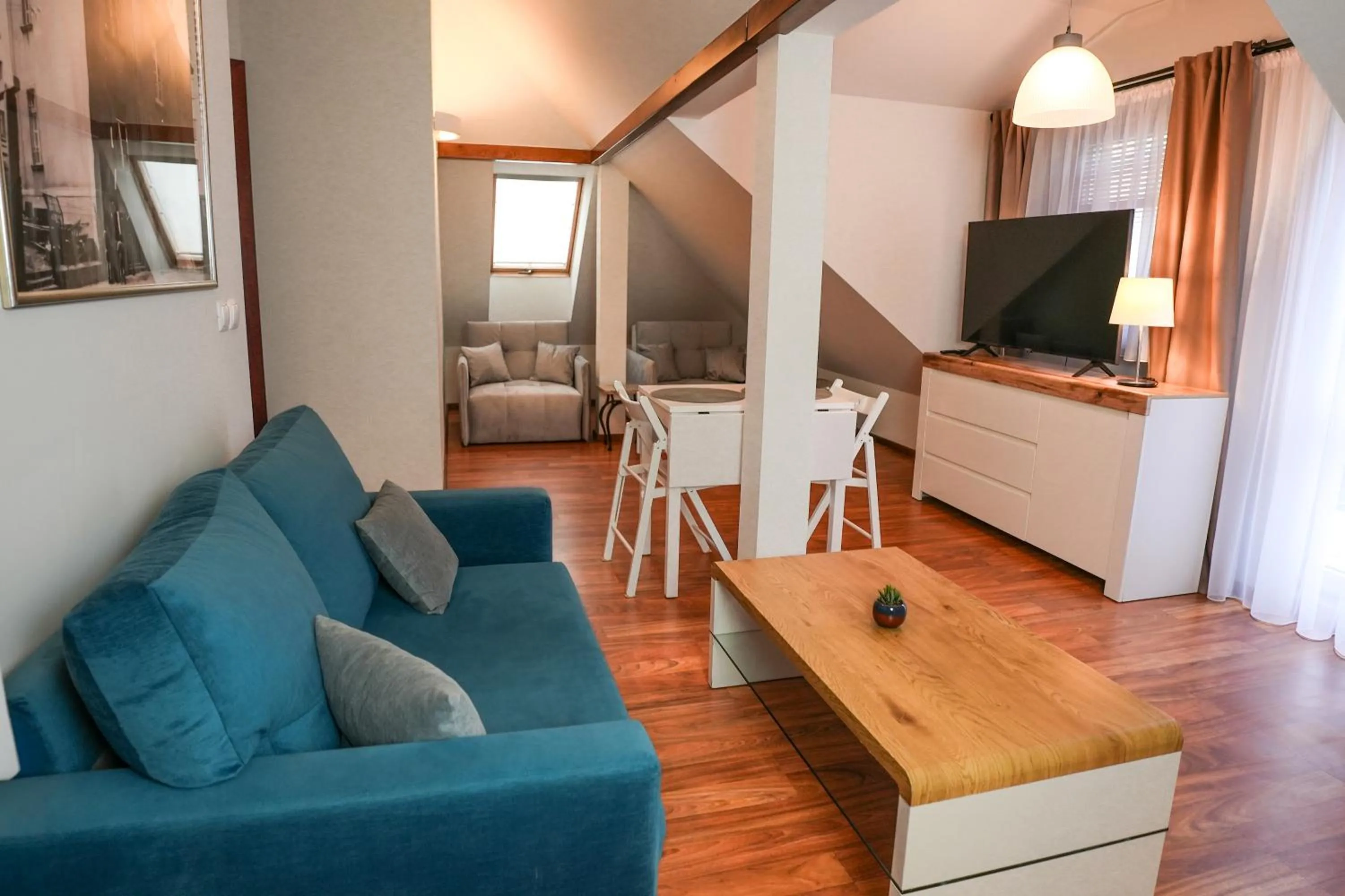 Communal lounge/ TV room in Villa Admiral