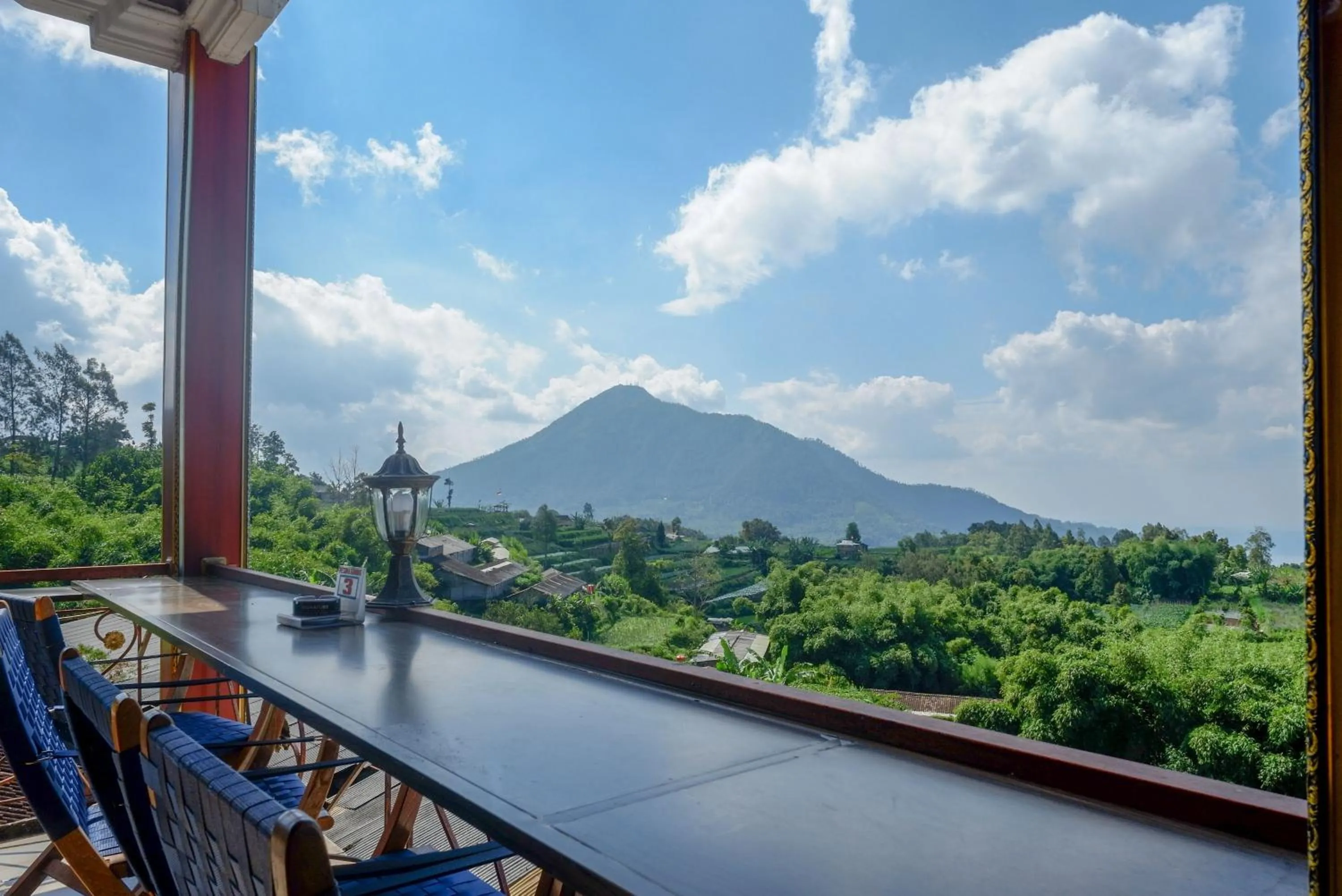 Property building in Urbanview Hotel Mountain Palace Kopeng