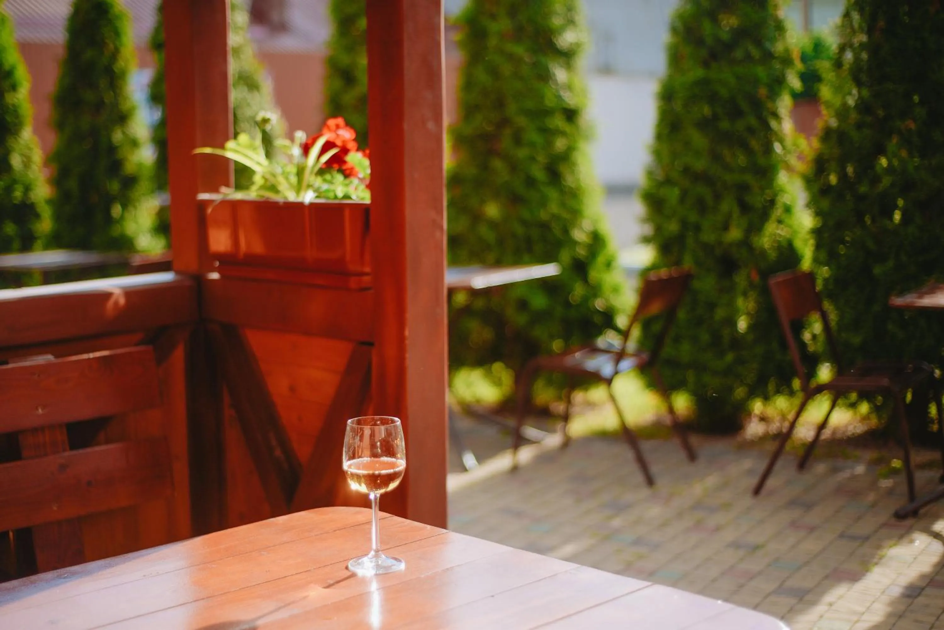 Restaurant/places to eat in U Anity