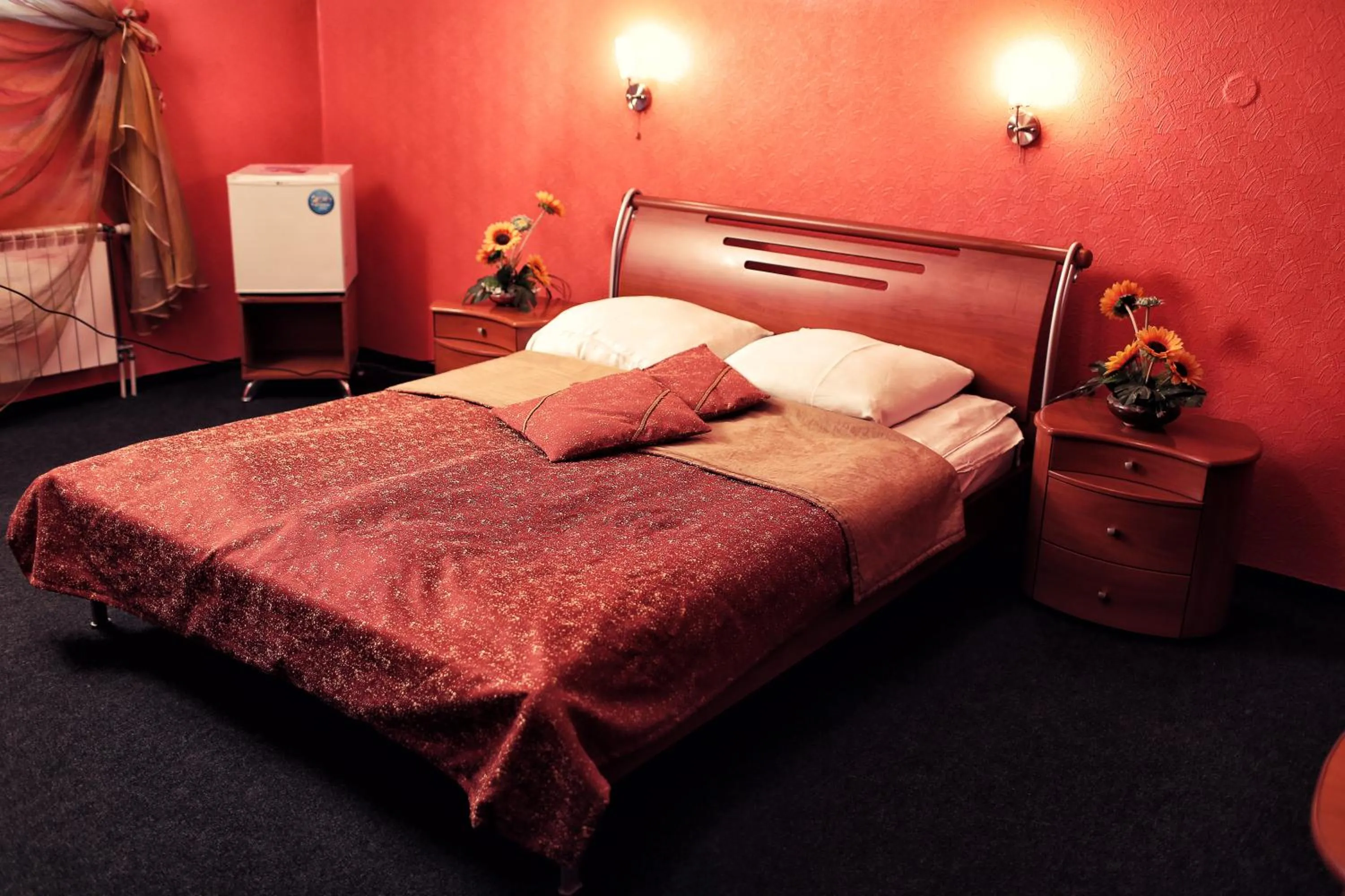 Bedroom, Bed in U Anity