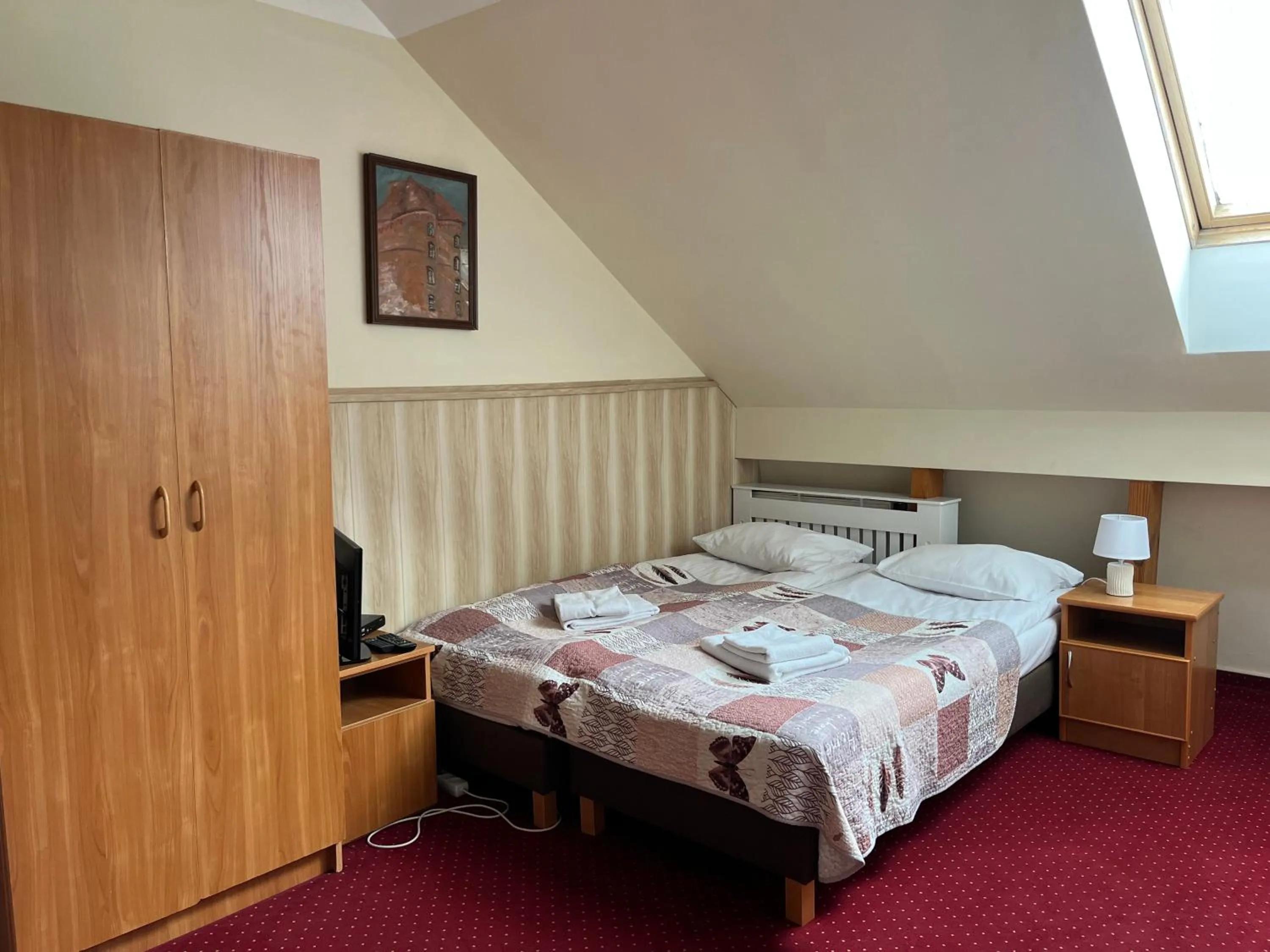 Bed in Prohibicja Peter's Pub