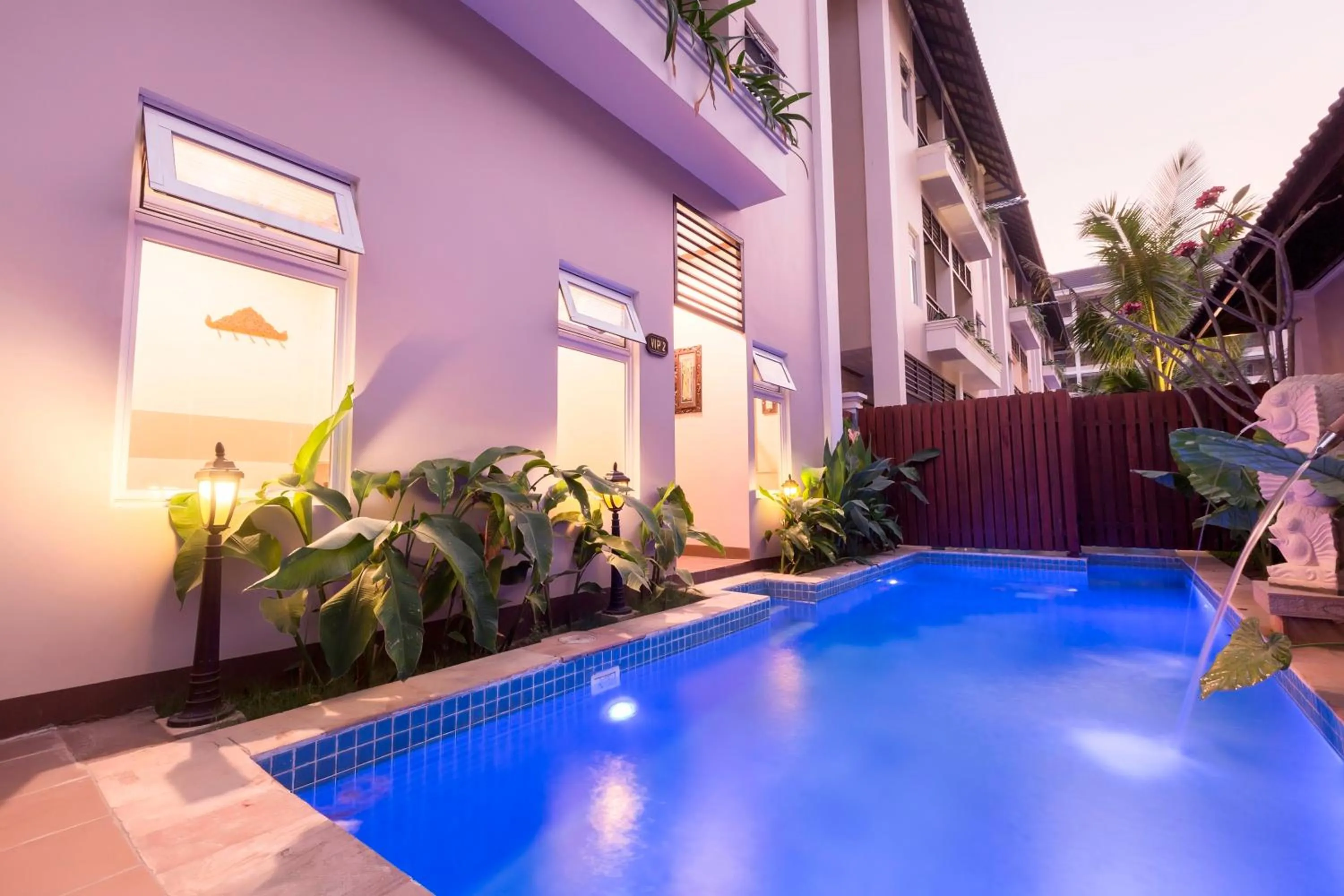 Swimming pool in Bali Hotel