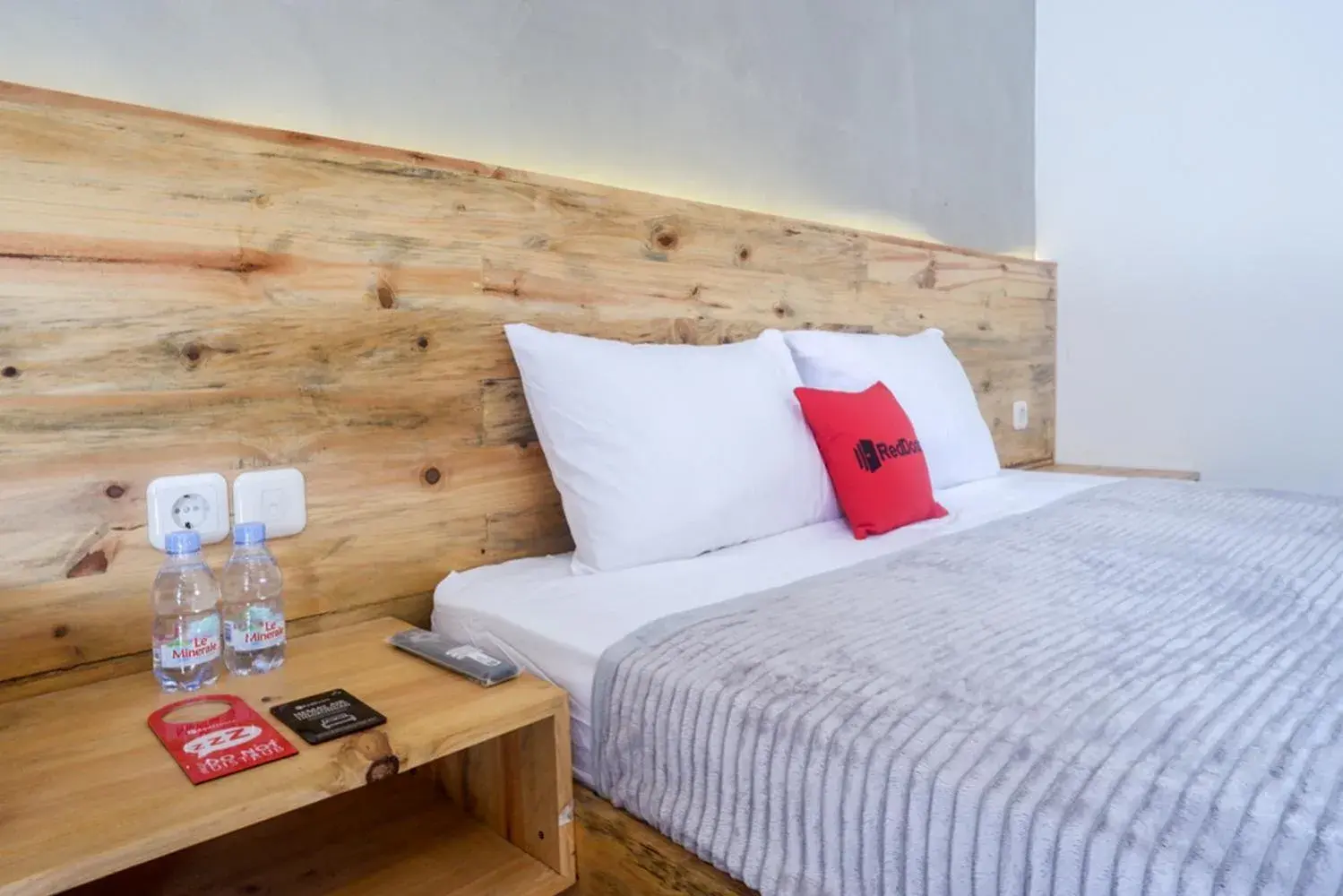 Bedroom, Bed in RedDoorz @ Klaten City Bedroom, Bed in RedDoorz @ Klaten City