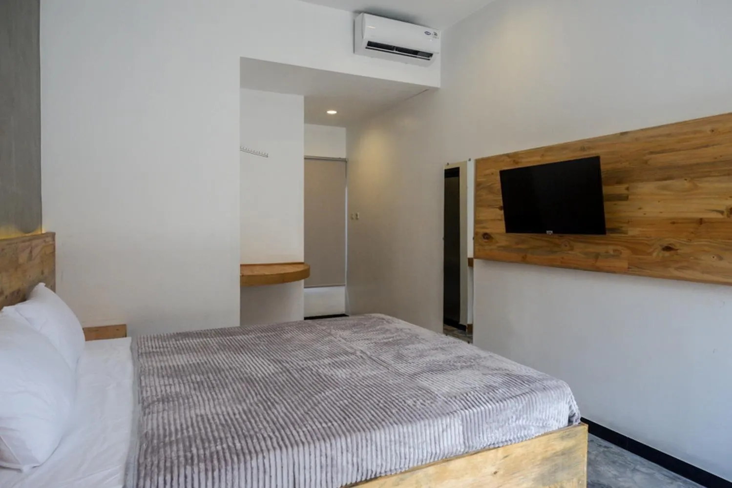 Bedroom, Bed in RedDoorz @ Klaten City