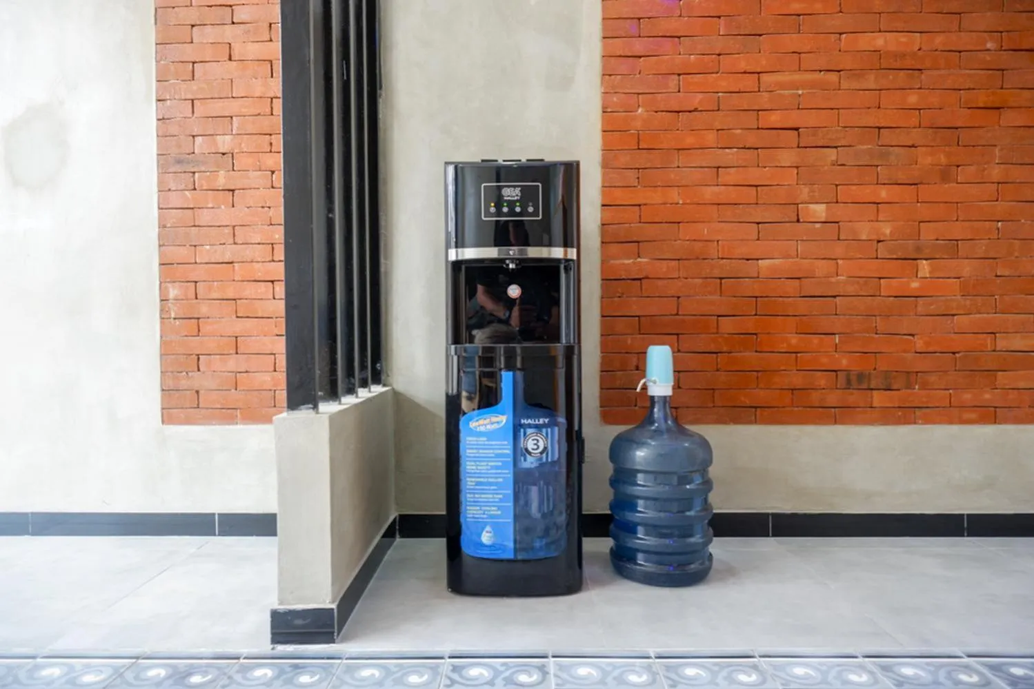 Drinks in RedDoorz @ Klaten City