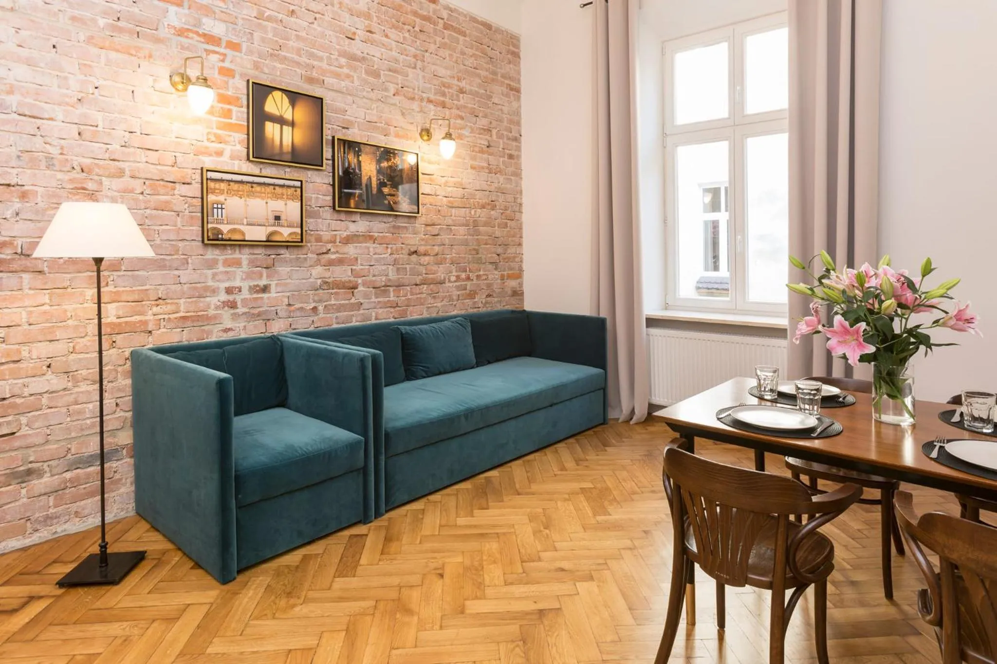 Seating area in Antique Apartments Plac Szczepański