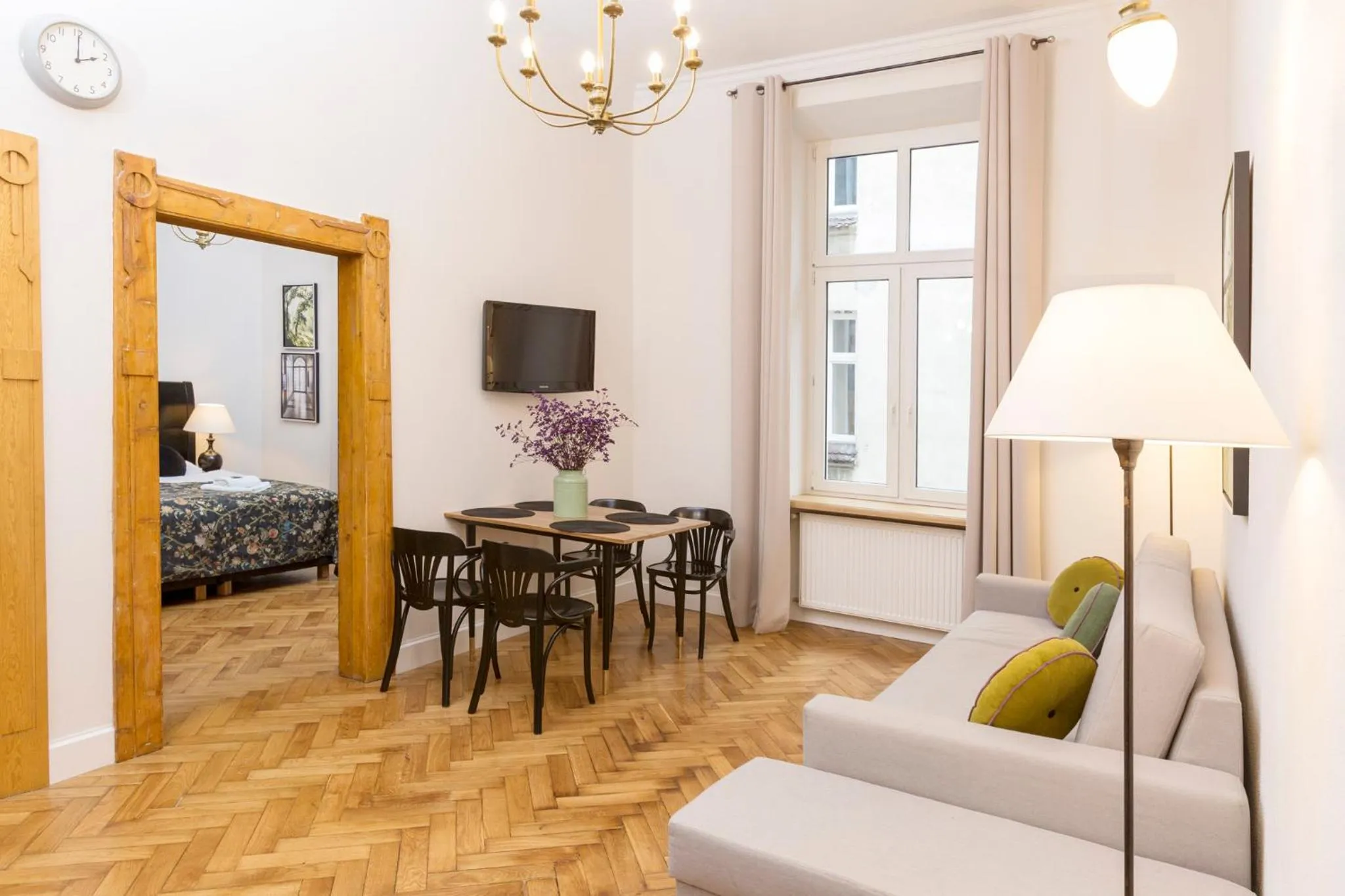 Photo of the whole room, Bed in Antique Apartments Plac Szczepański