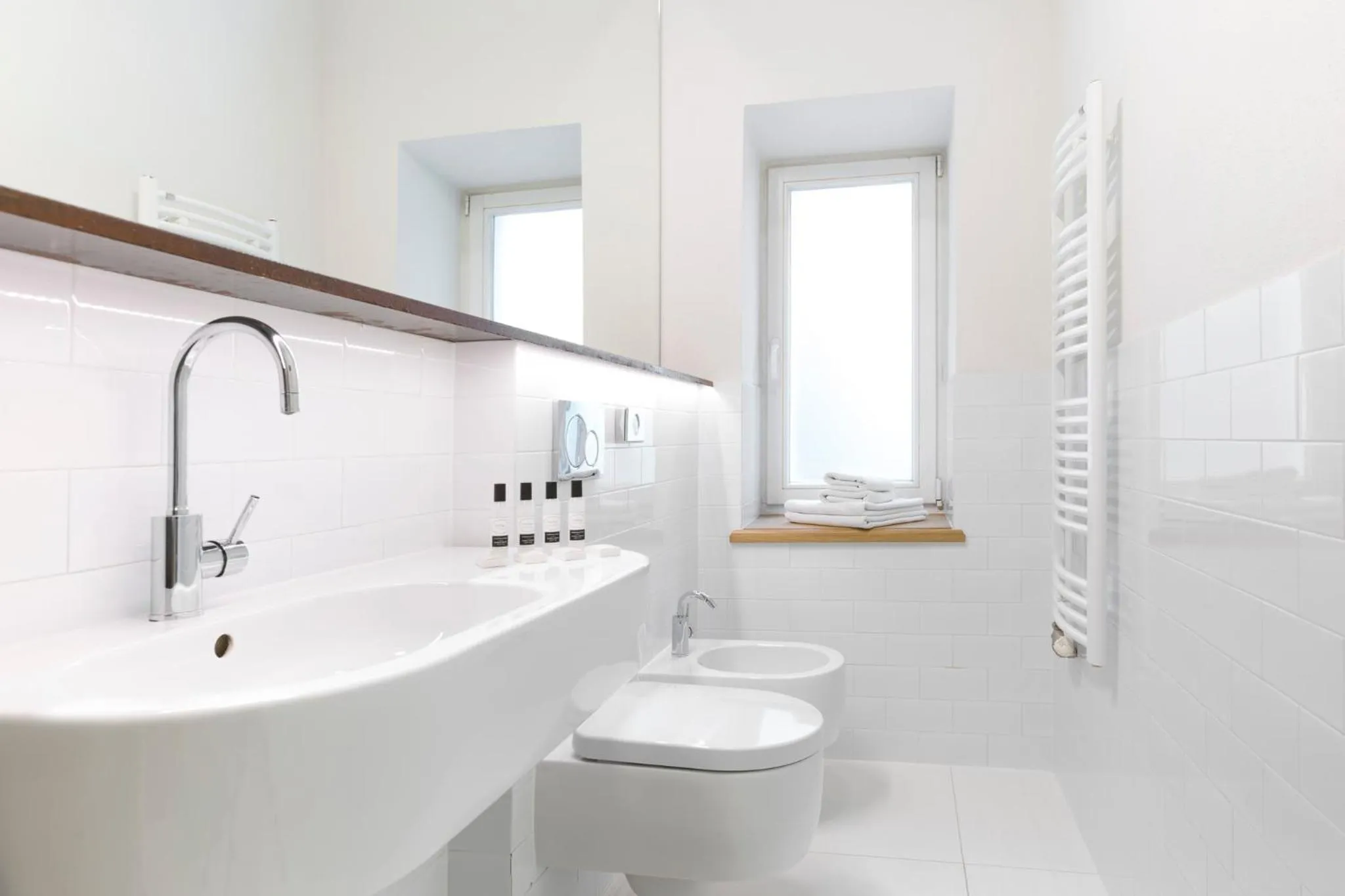 Bathroom in Antique Apartments Plac Szczepański