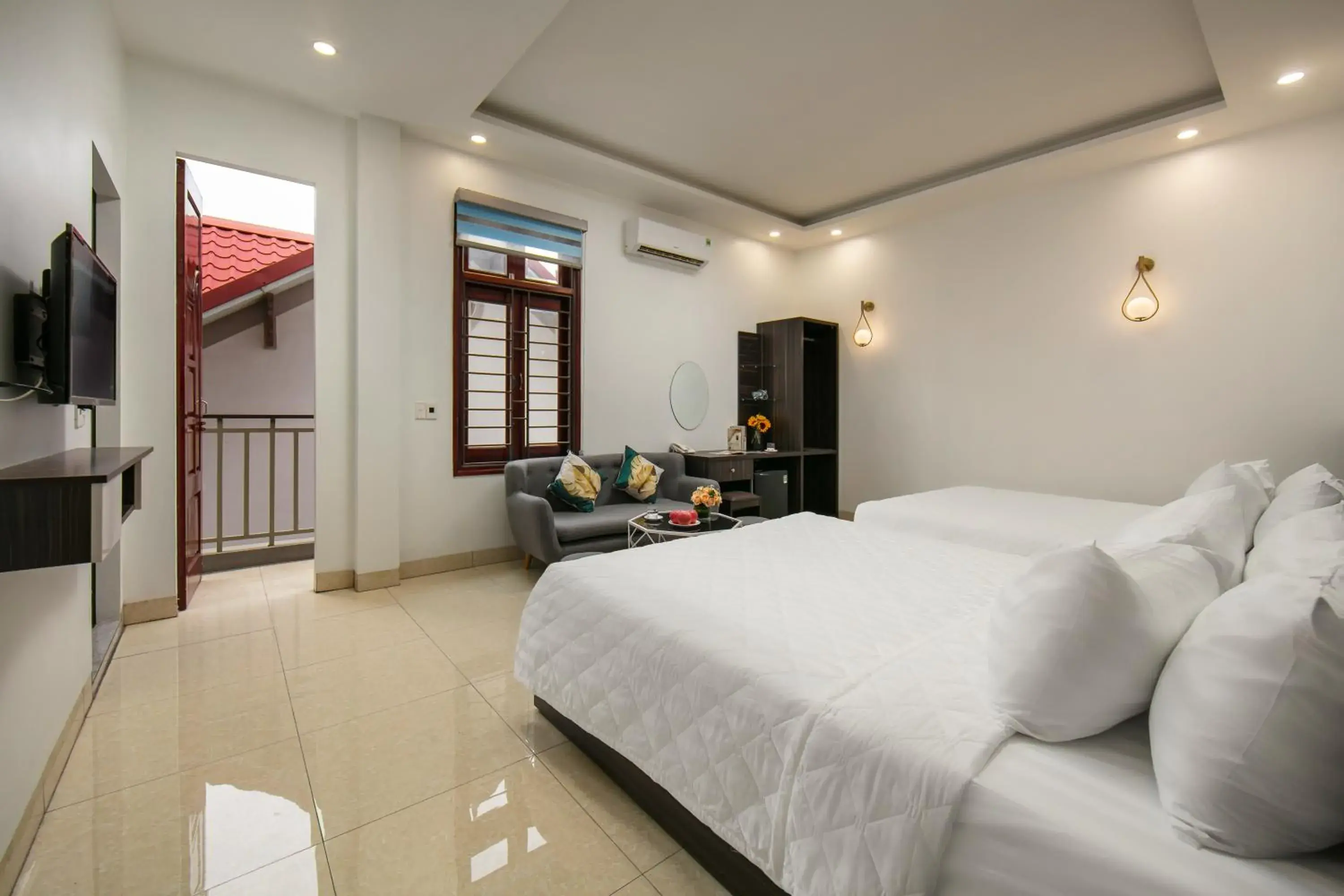 Twin Room - single occupancy in Hanoi Airport Suites Hostel & Travel Twin Room - single occupancy in Hanoi Airport Suites Hostel & Travel