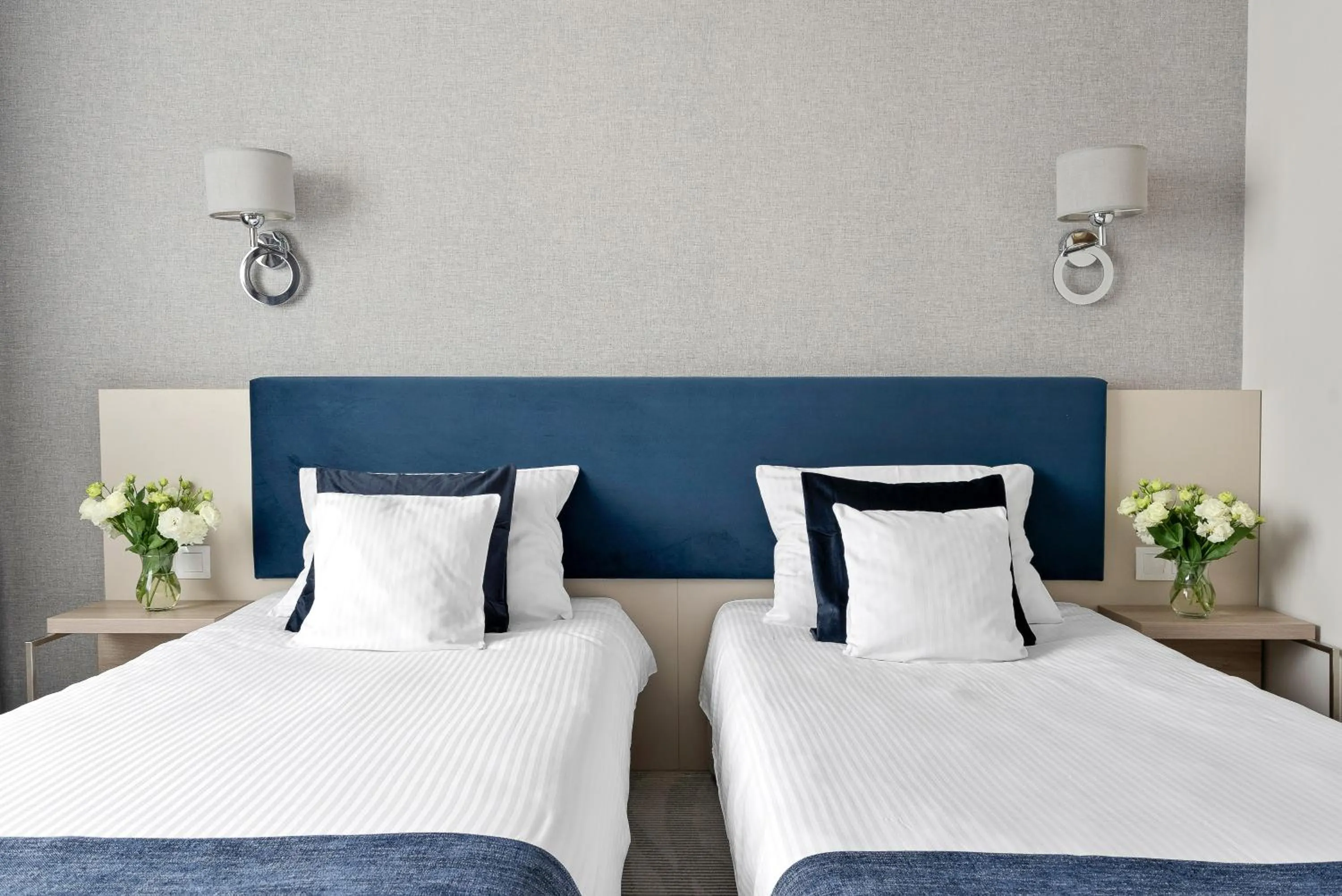 Bed in Hotel Witkowski Warsaw Airport