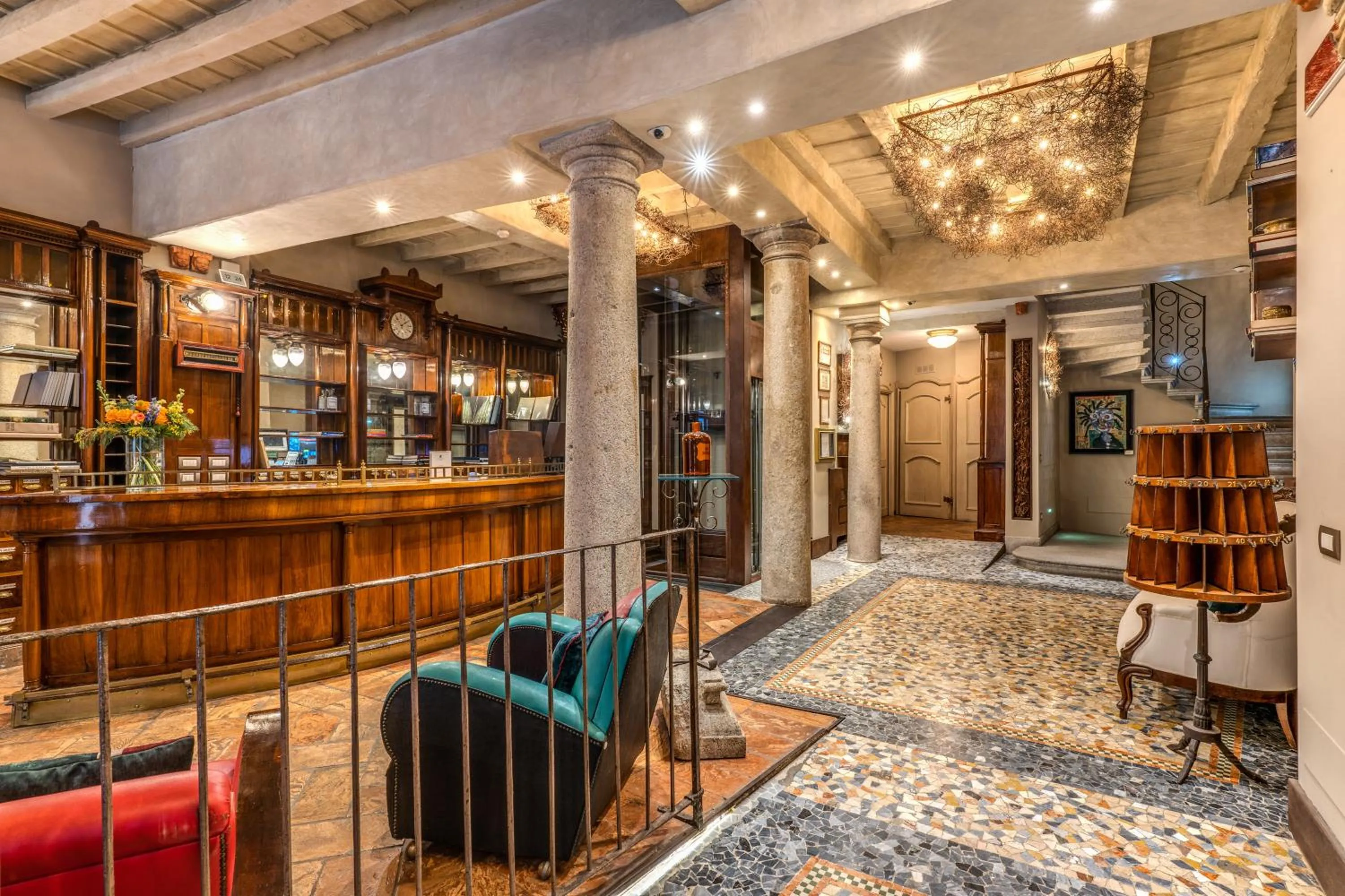 Lobby or reception in Hotel Santa Marta Suites