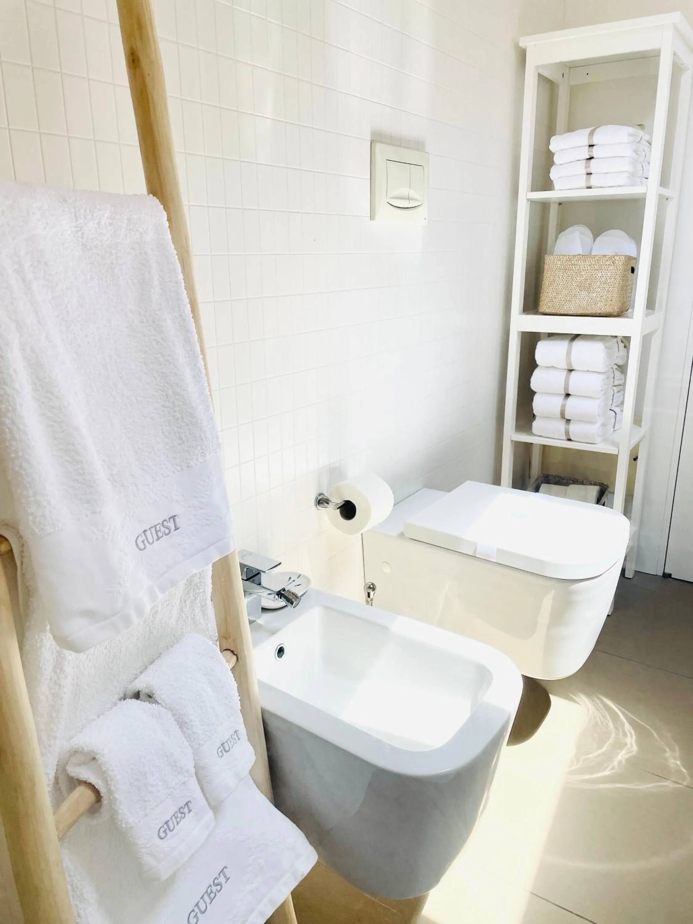 Toilet in Villa Fiorentino