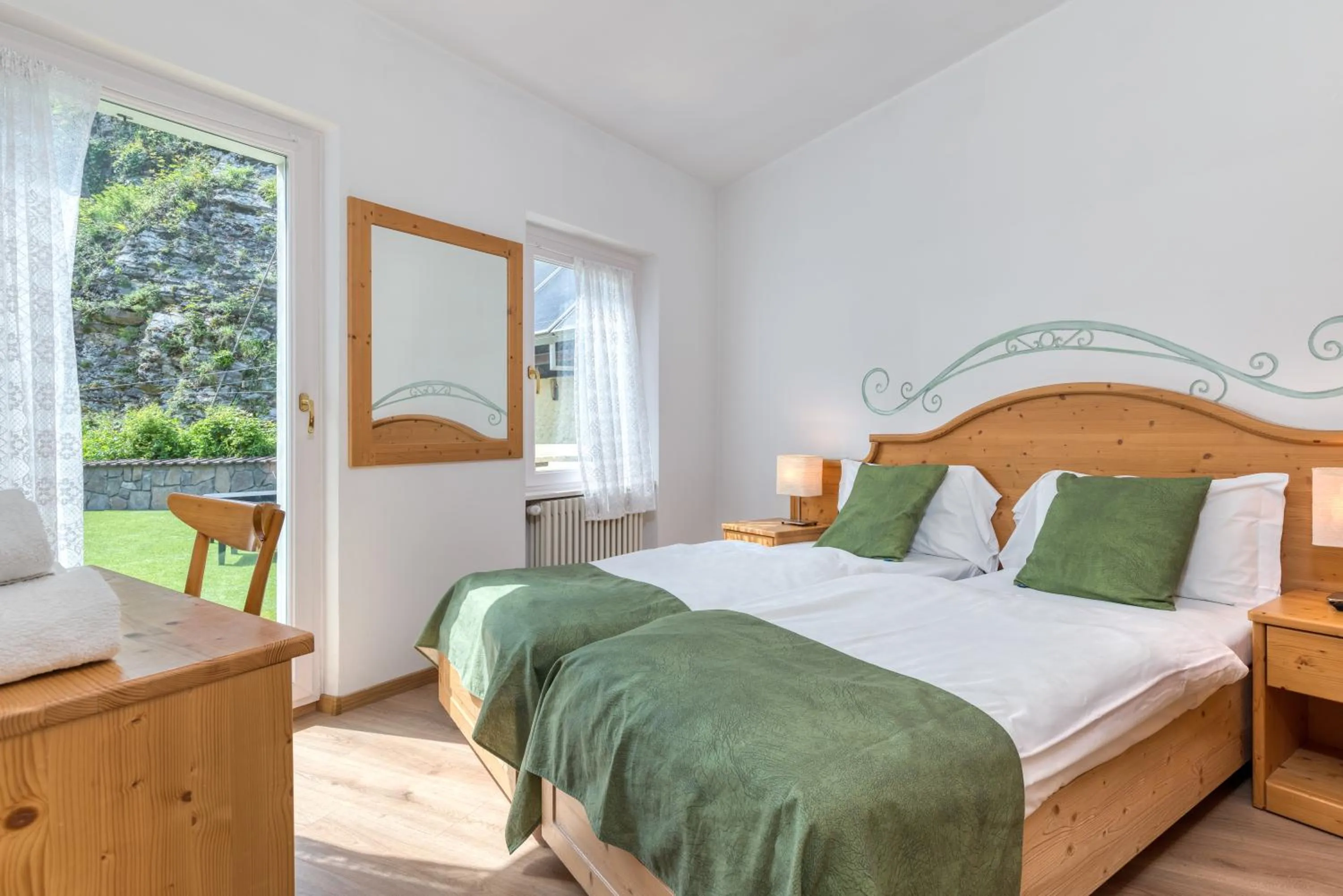 Bed in Albergo Alla Costa