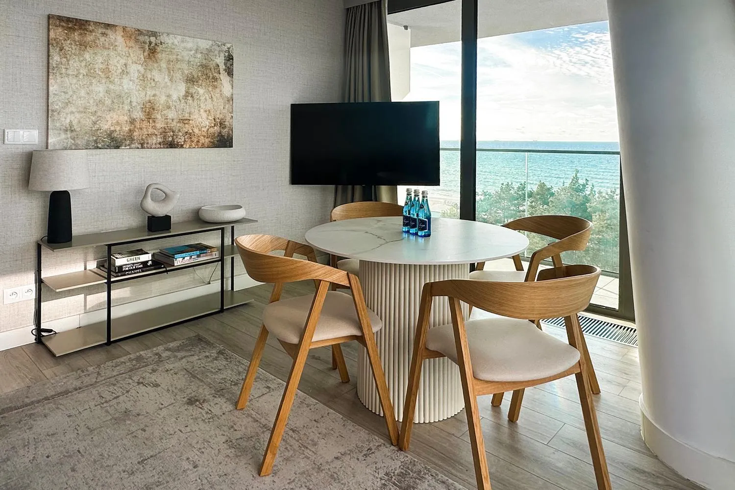 Privilege Apartment