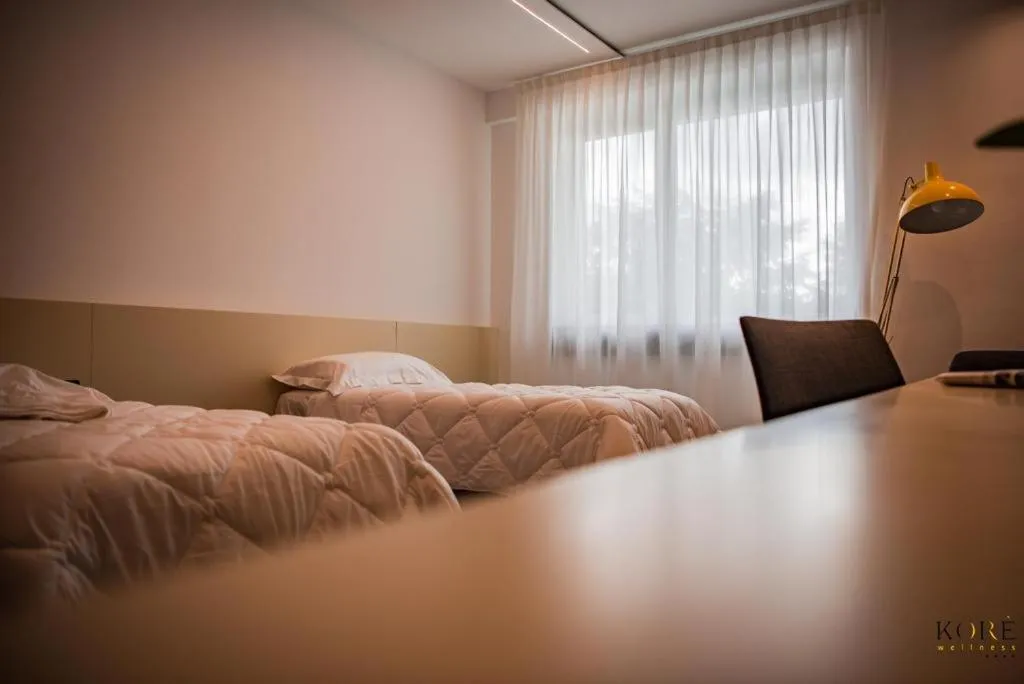 Photo of the whole room, Bed in Korè Hotel