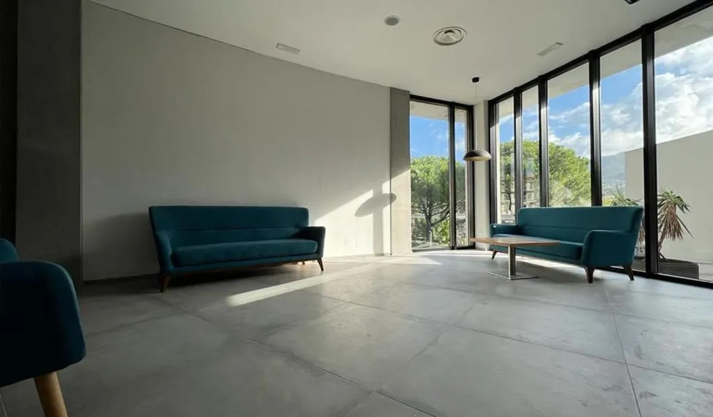 hair dresser in Korè Hotel