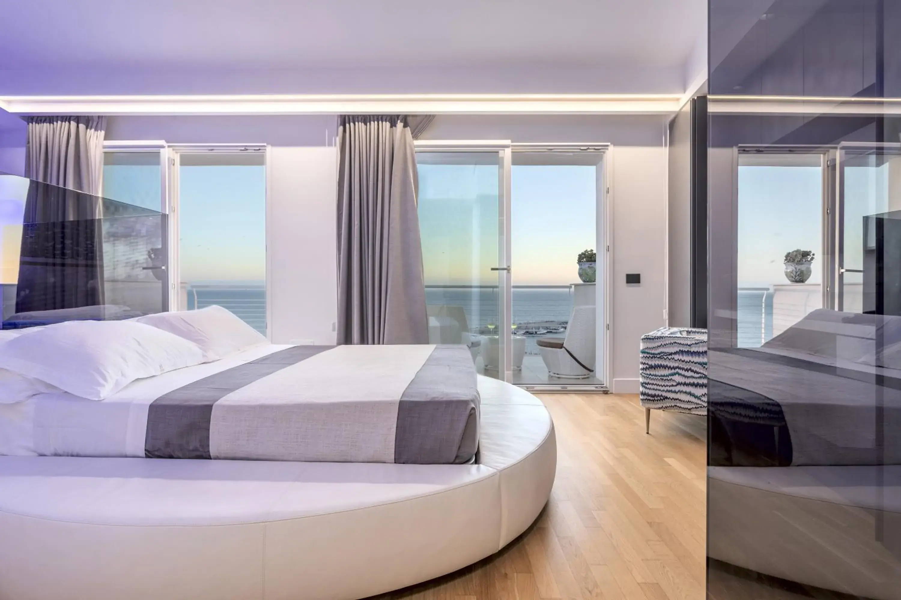 King Suite with Spa Bath in Hibrido Boutique Hotel & Spa King Suite with Spa Bath in Hibrido Boutique Hotel & Spa