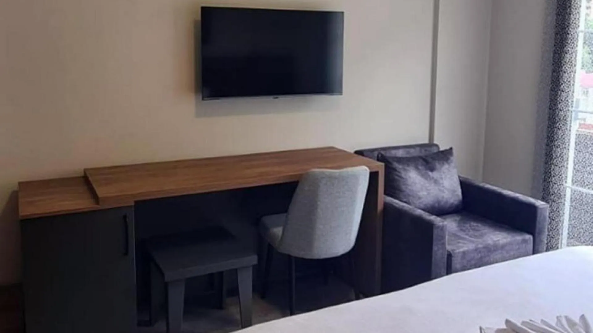 Bed in GRAND ÇAYKARAM HOTEL