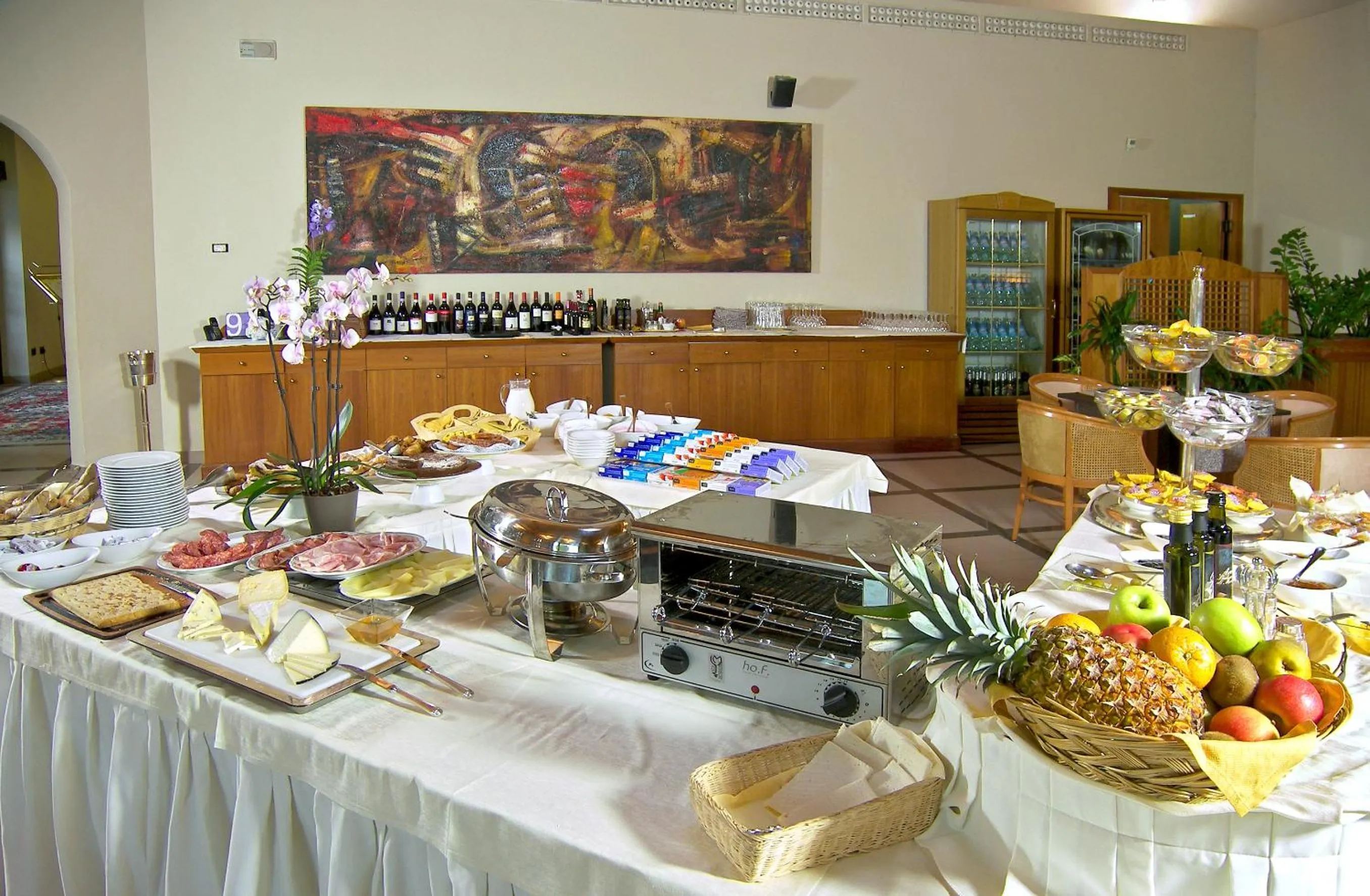 Food in Hotel President